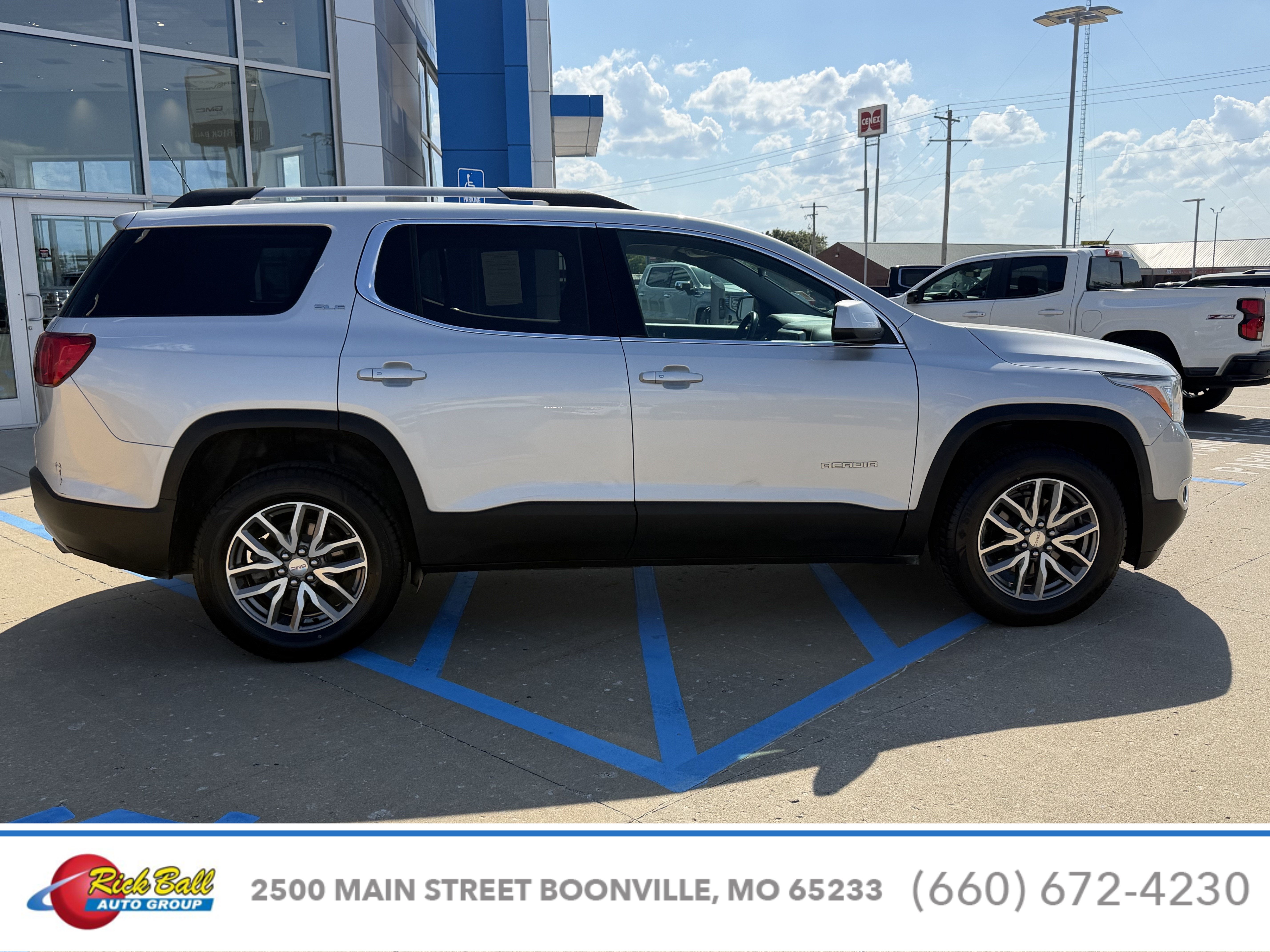 2019 GMC Acadia SLE