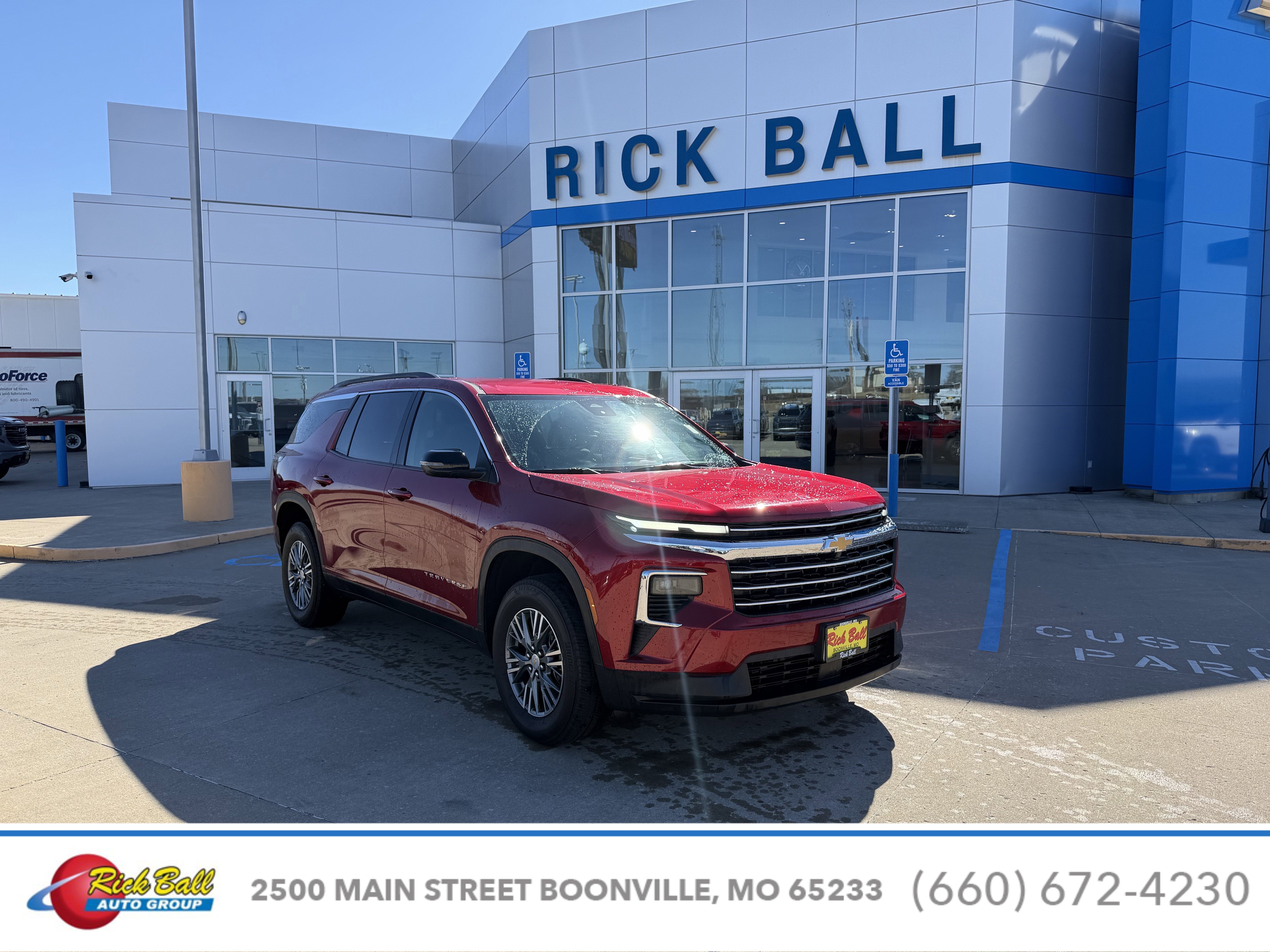 2025 Chevrolet Traverse LT