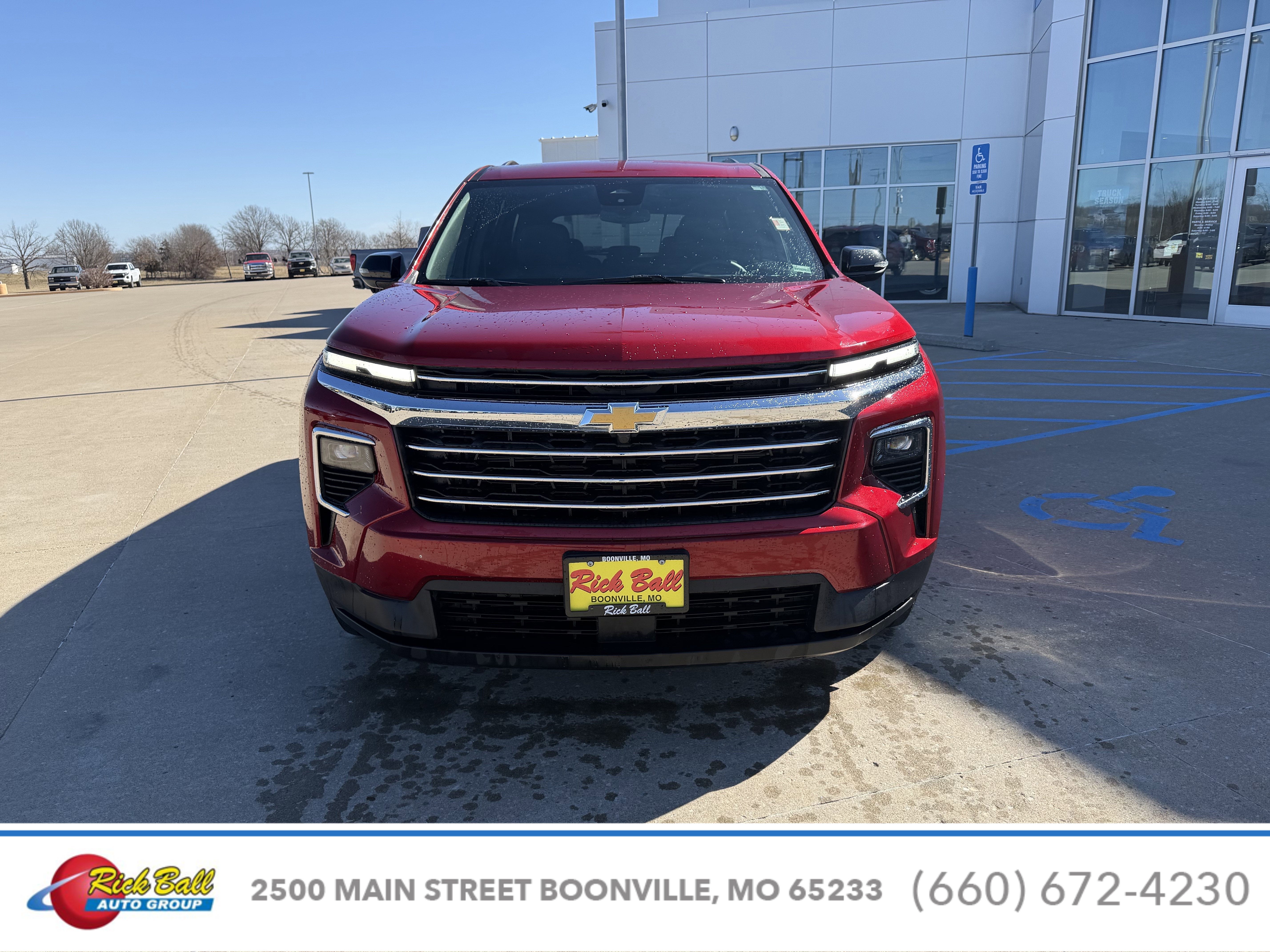 2025 Chevrolet Traverse LT