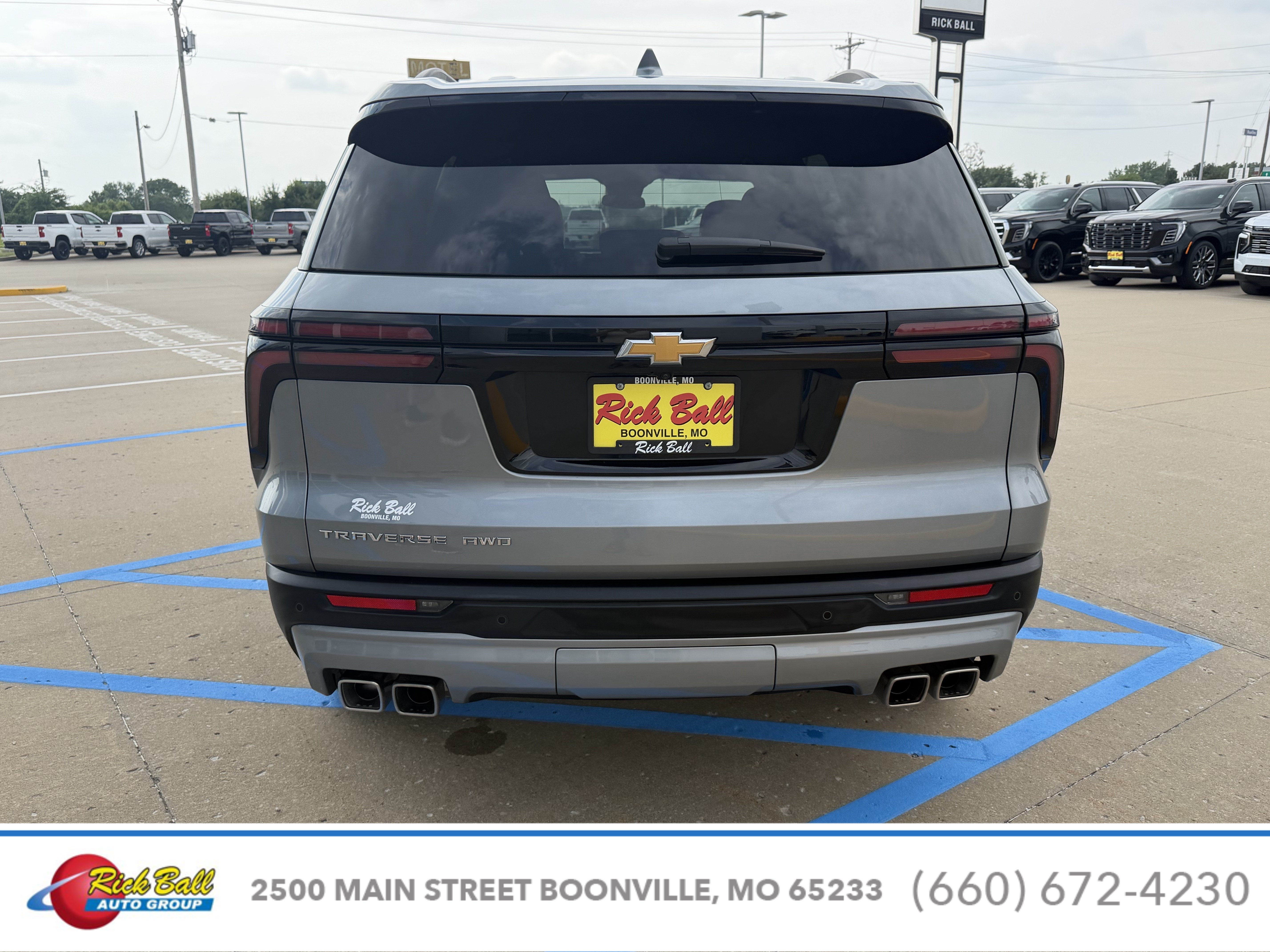 2026 Chevrolet Traverse LT