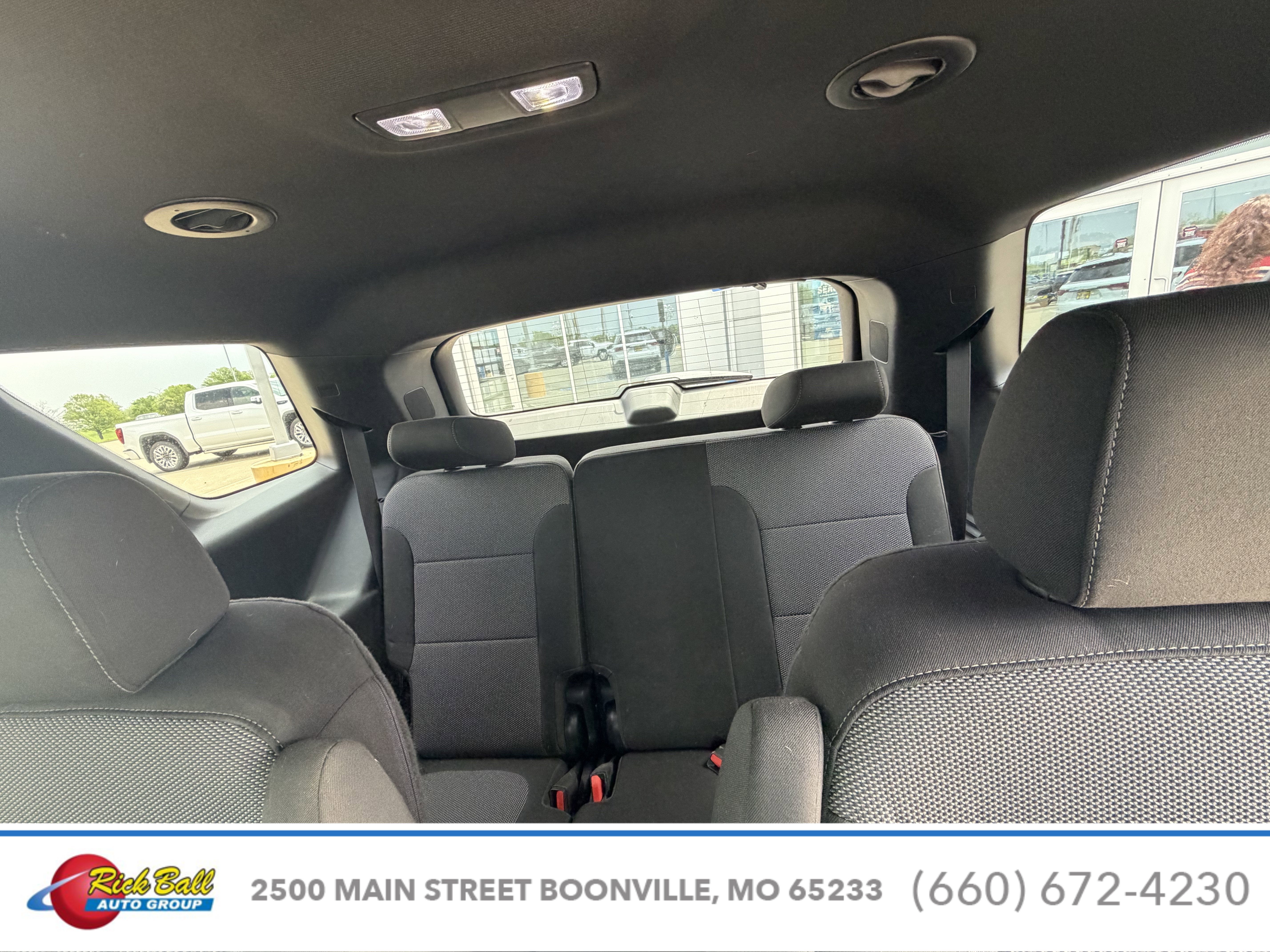 2023 Chevrolet Traverse LT Cloth