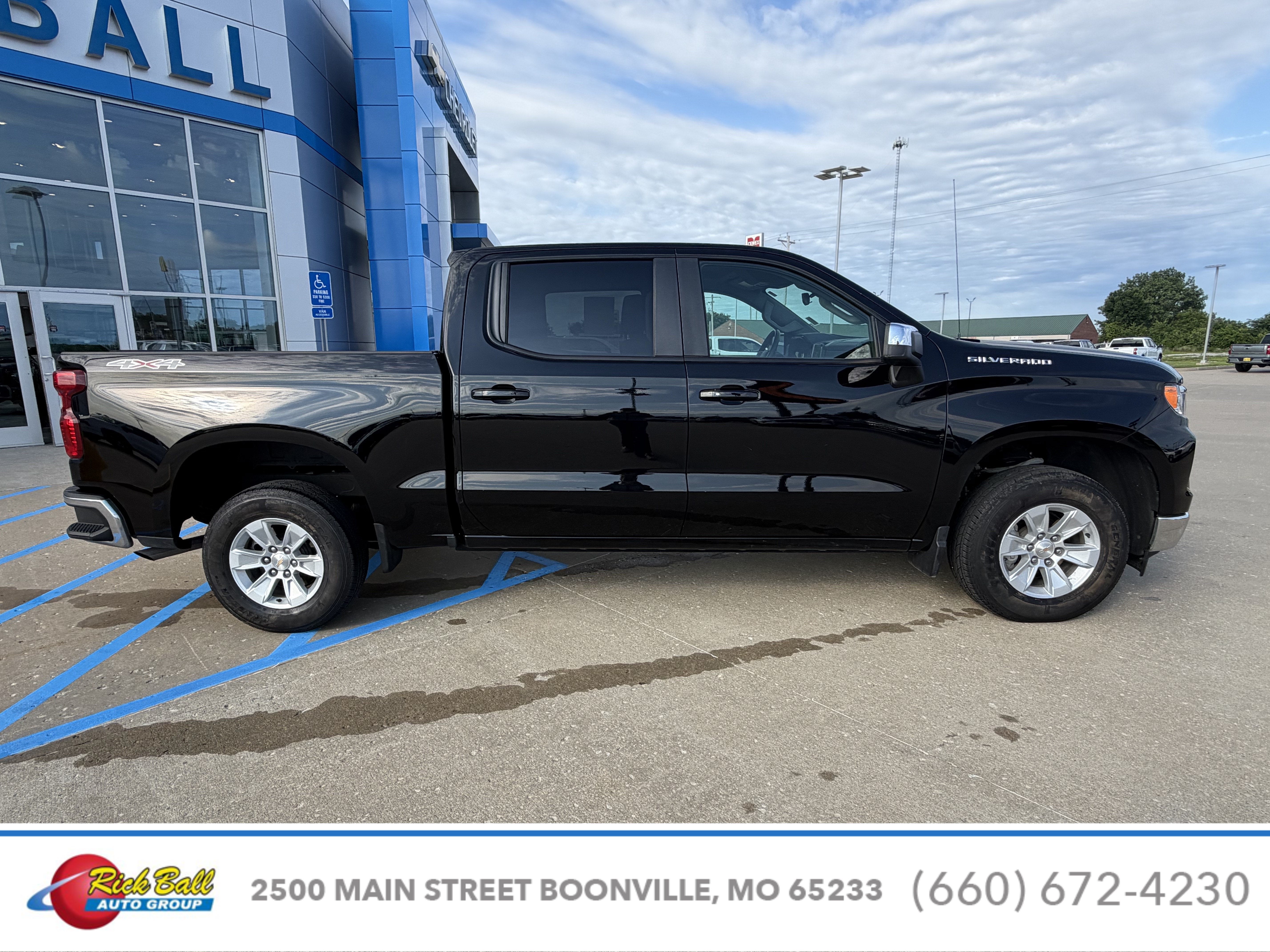2025 Chevrolet Silverado 1500 LT