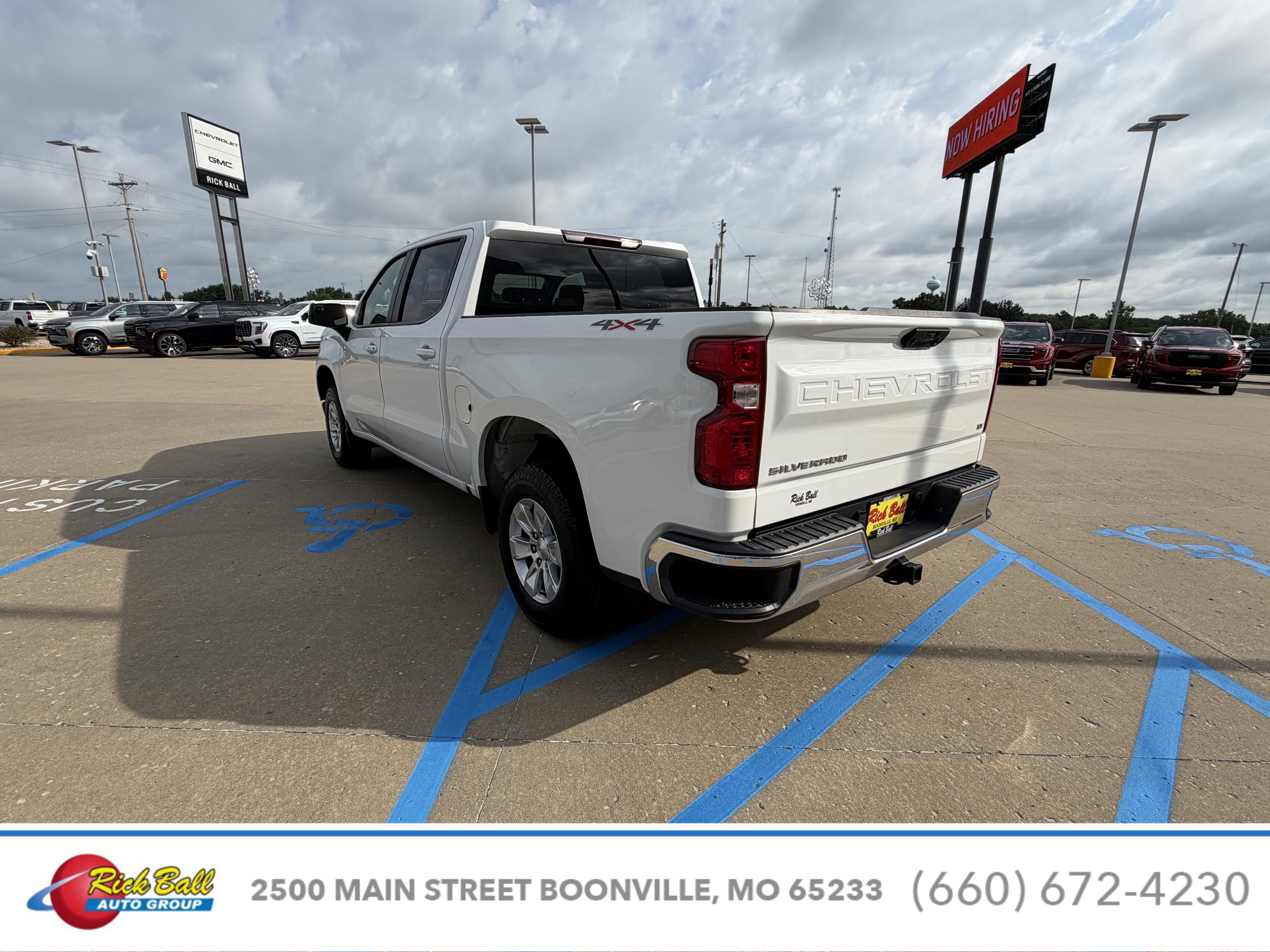 2025 Chevrolet Silverado 1500 LT