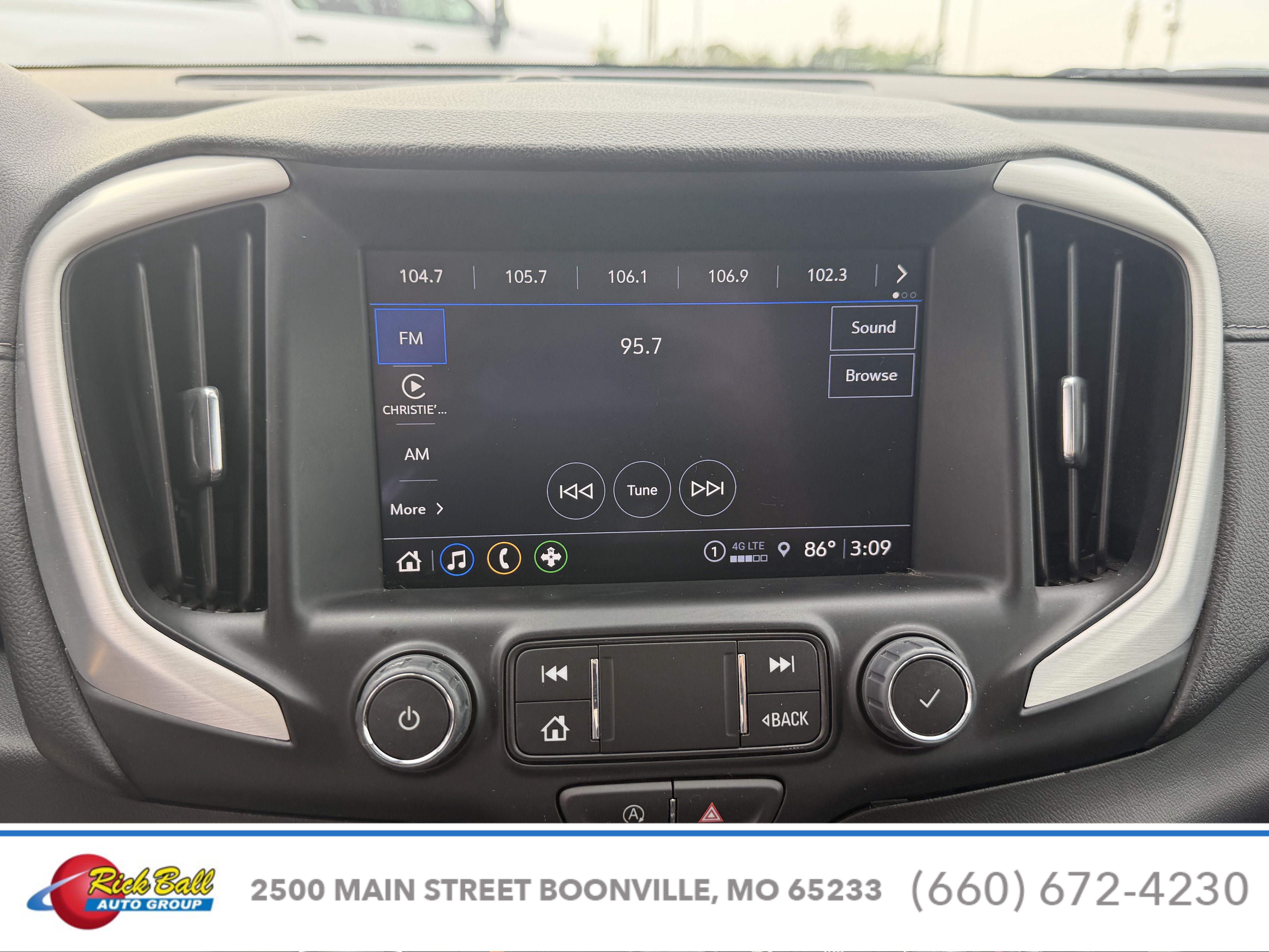 2024 GMC Terrain SLT