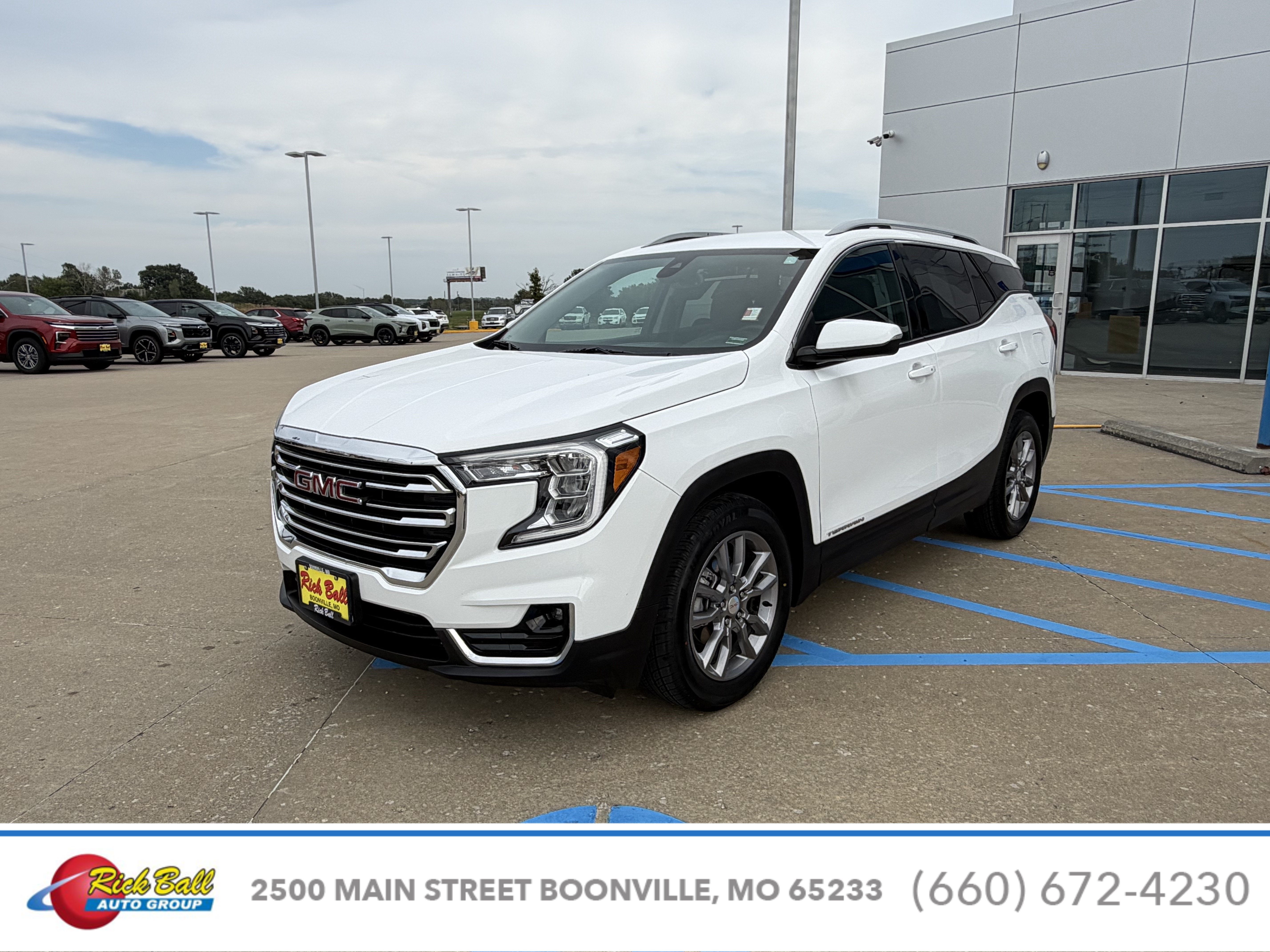 2024 GMC Terrain SLT