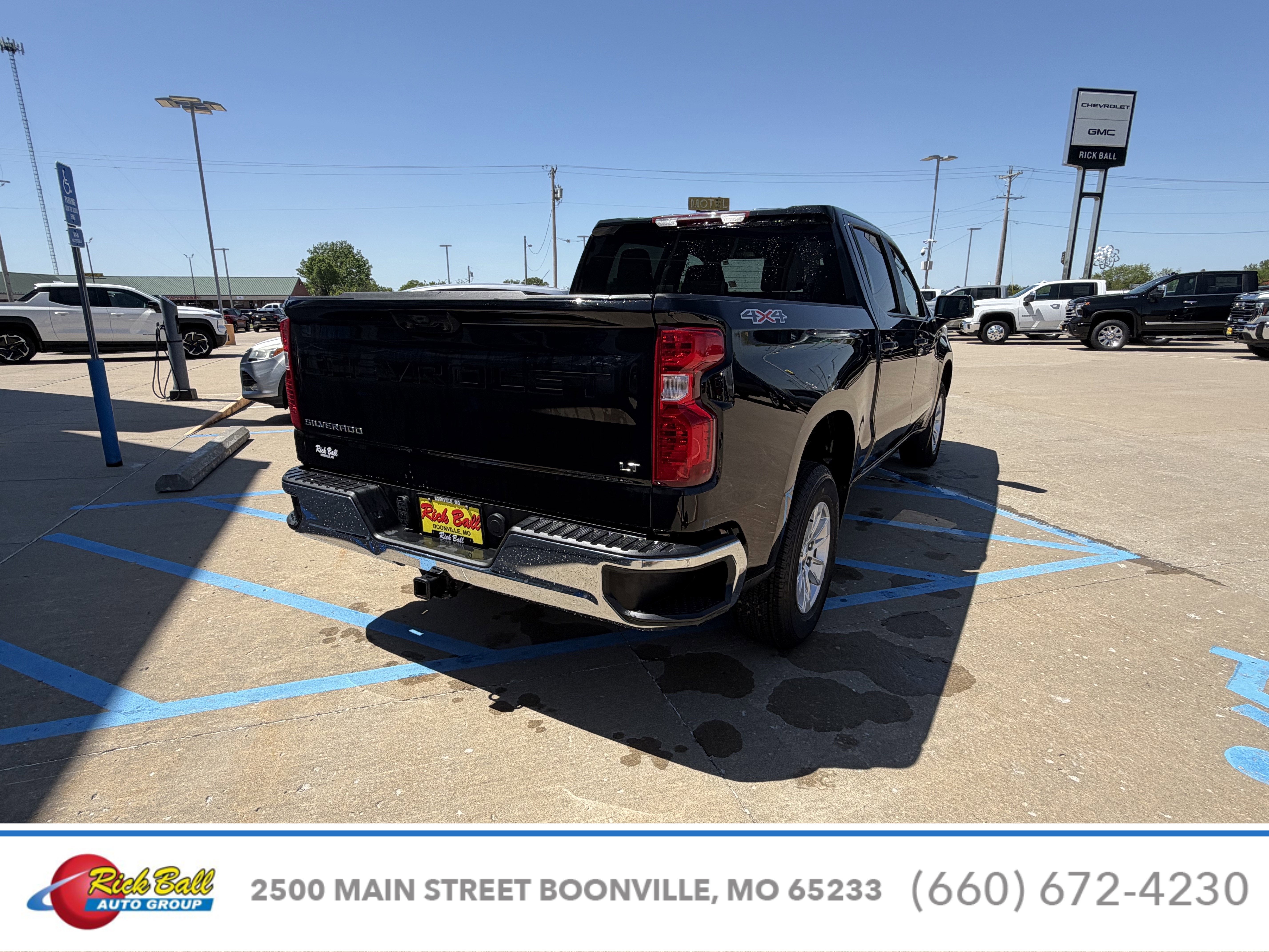 2025 Chevrolet Silverado 1500 LT