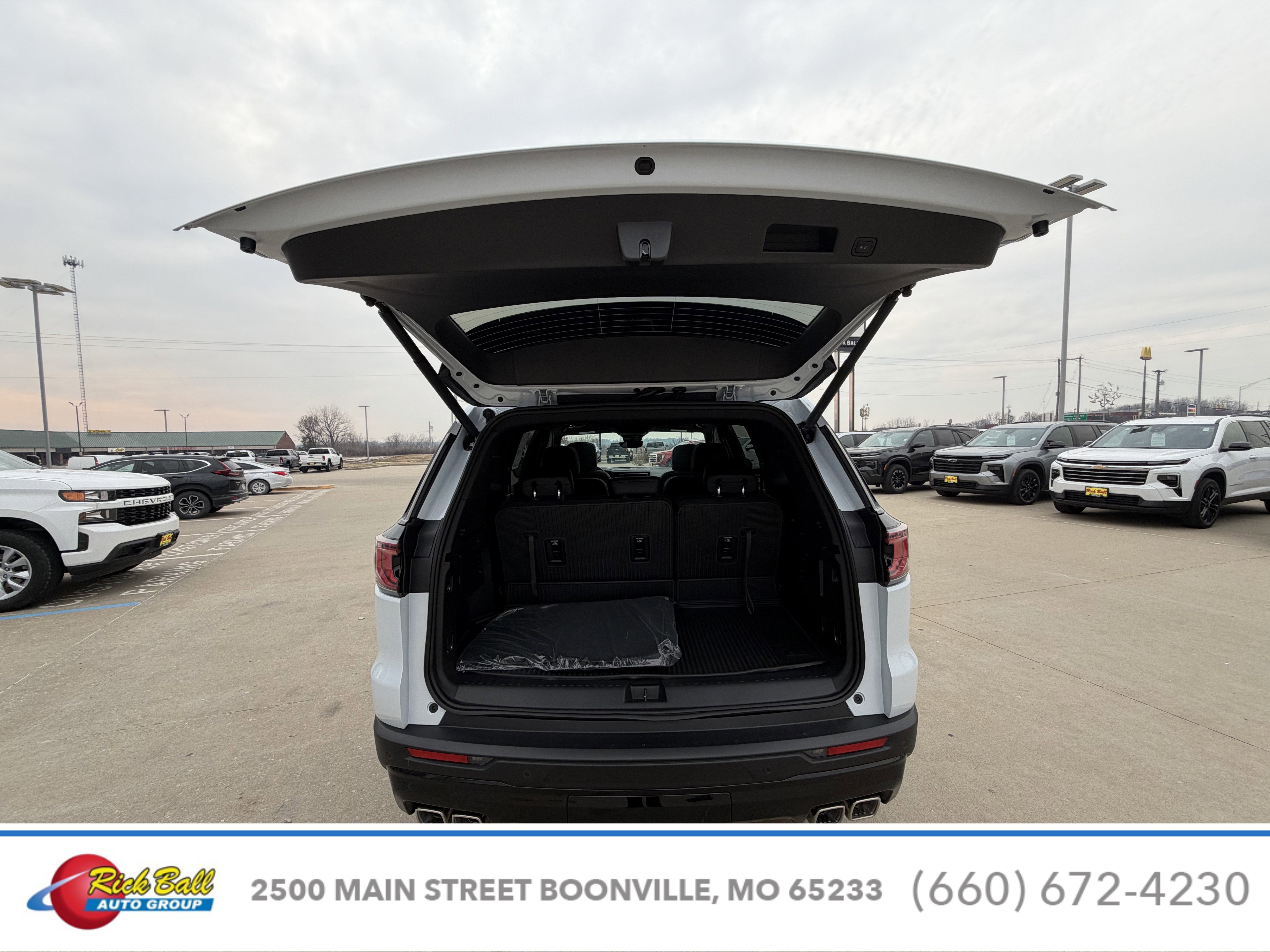 2026 GMC Acadia Elevation