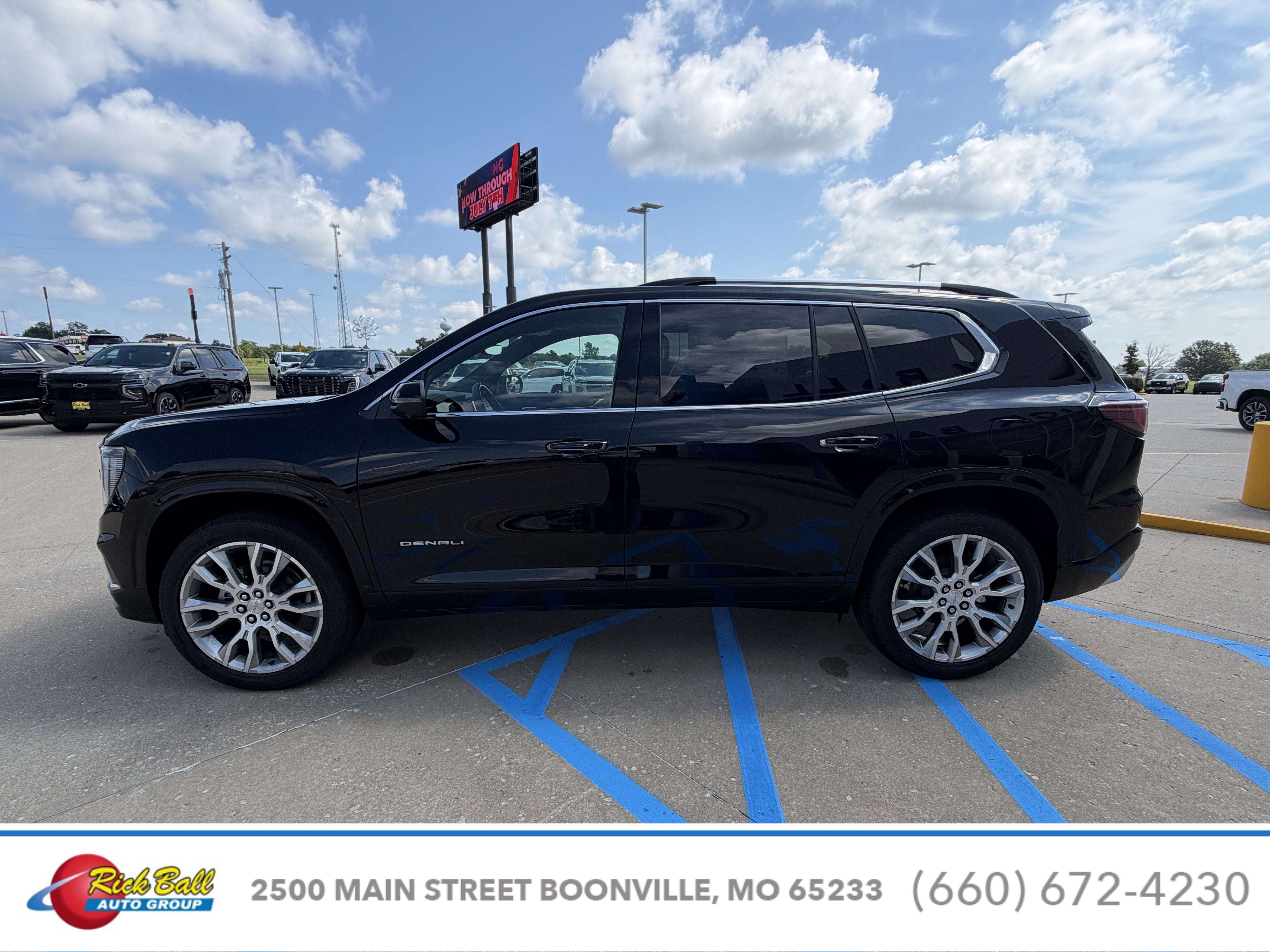 2026 GMC Acadia Denali