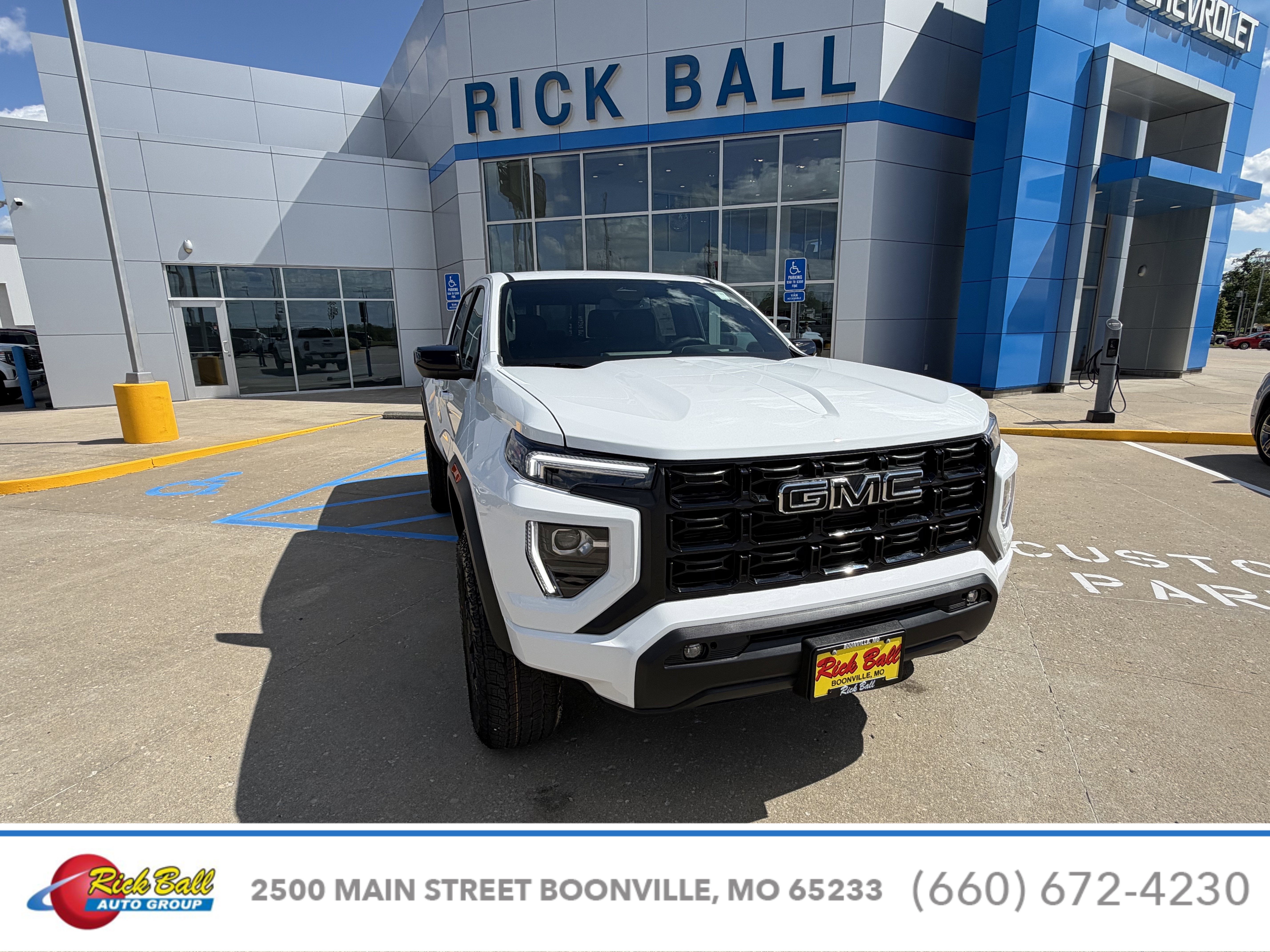 2026 GMC Canyon 4WD Elevation Crew Cab Short Box's photo