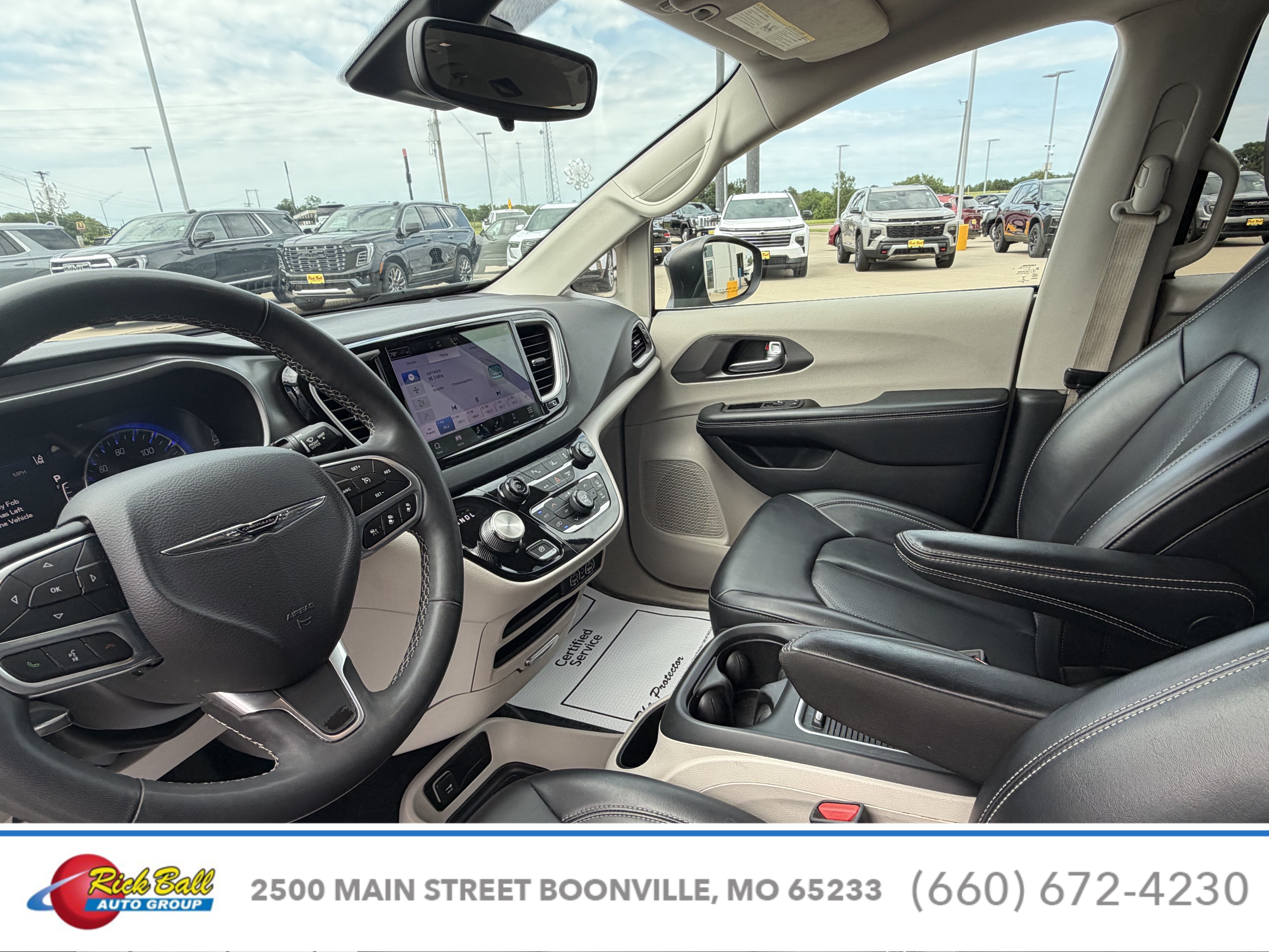 2023 Chrysler Pacifica Touring L