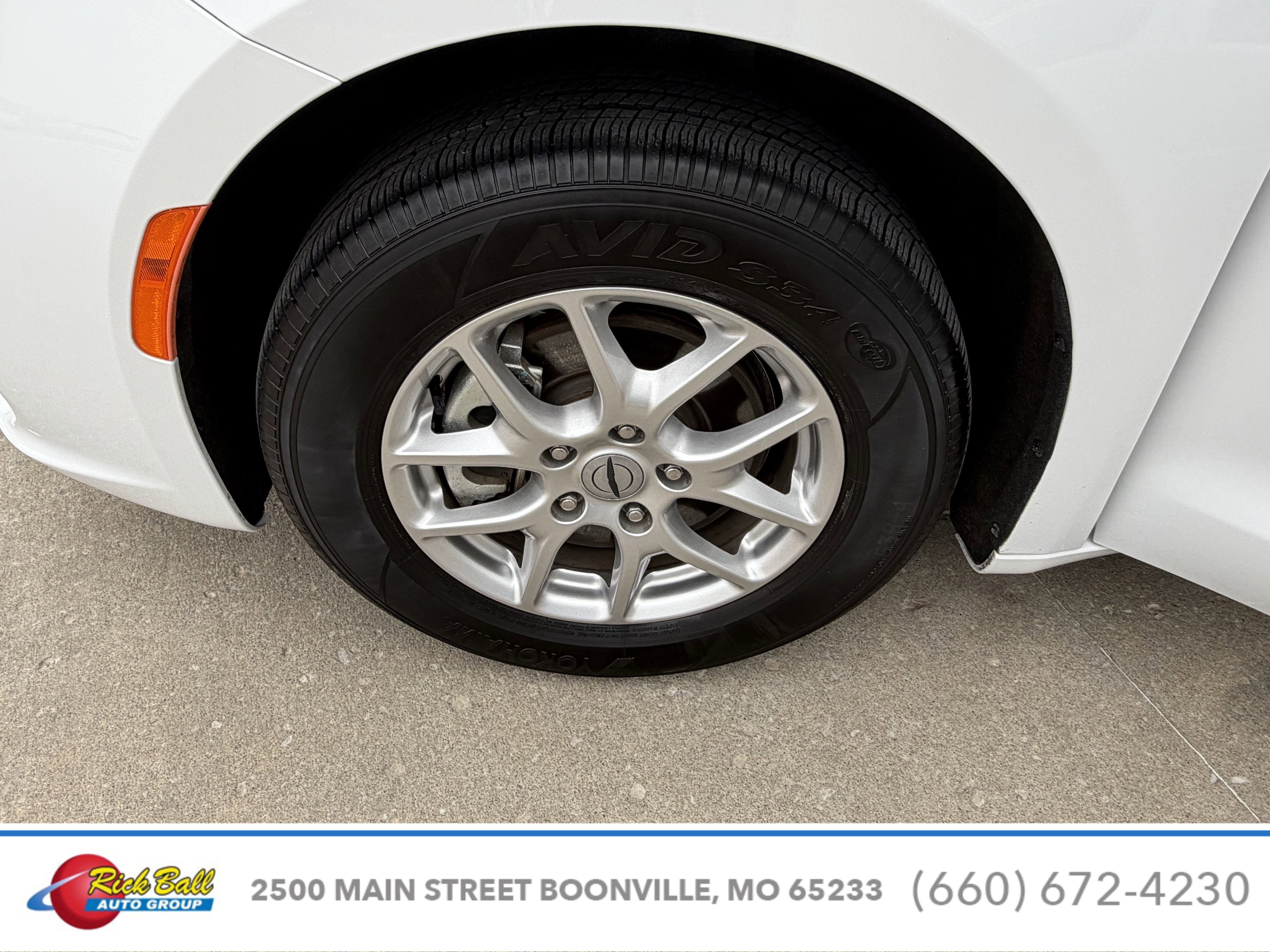 2024 Chrysler Pacifica Touring L