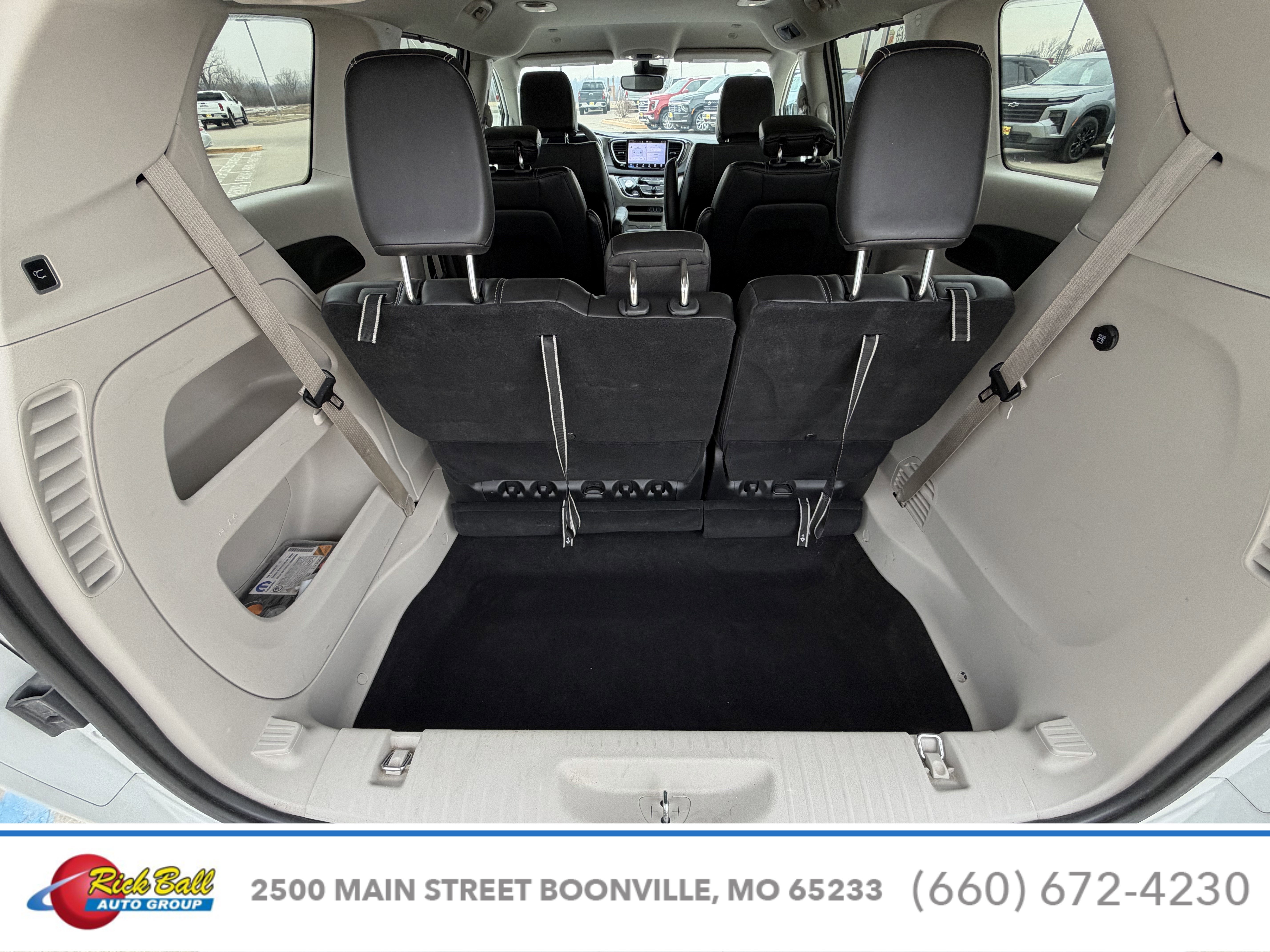 2024 Chrysler Pacifica Touring L