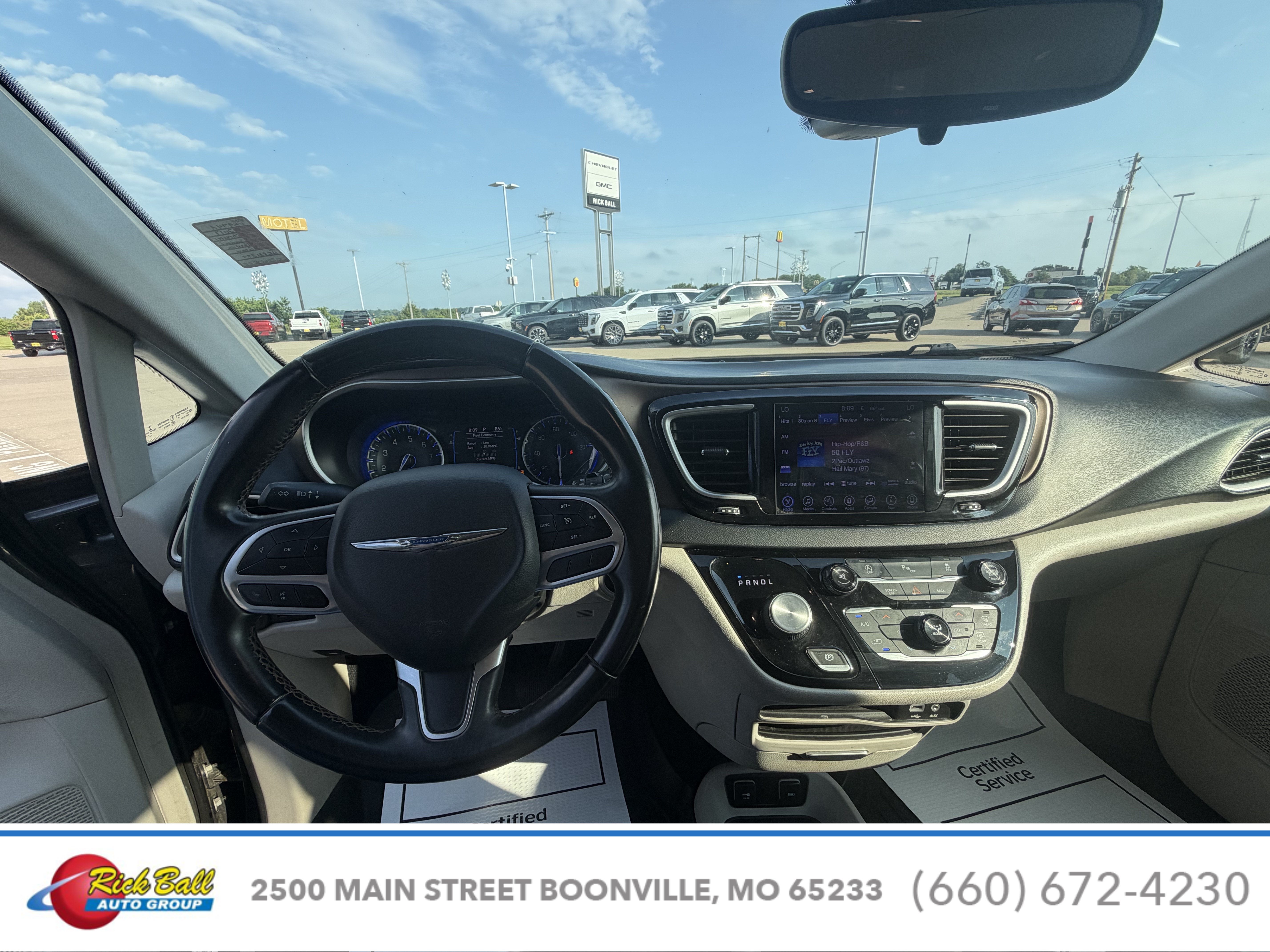 2017 Chrysler Pacifica Touring-L
