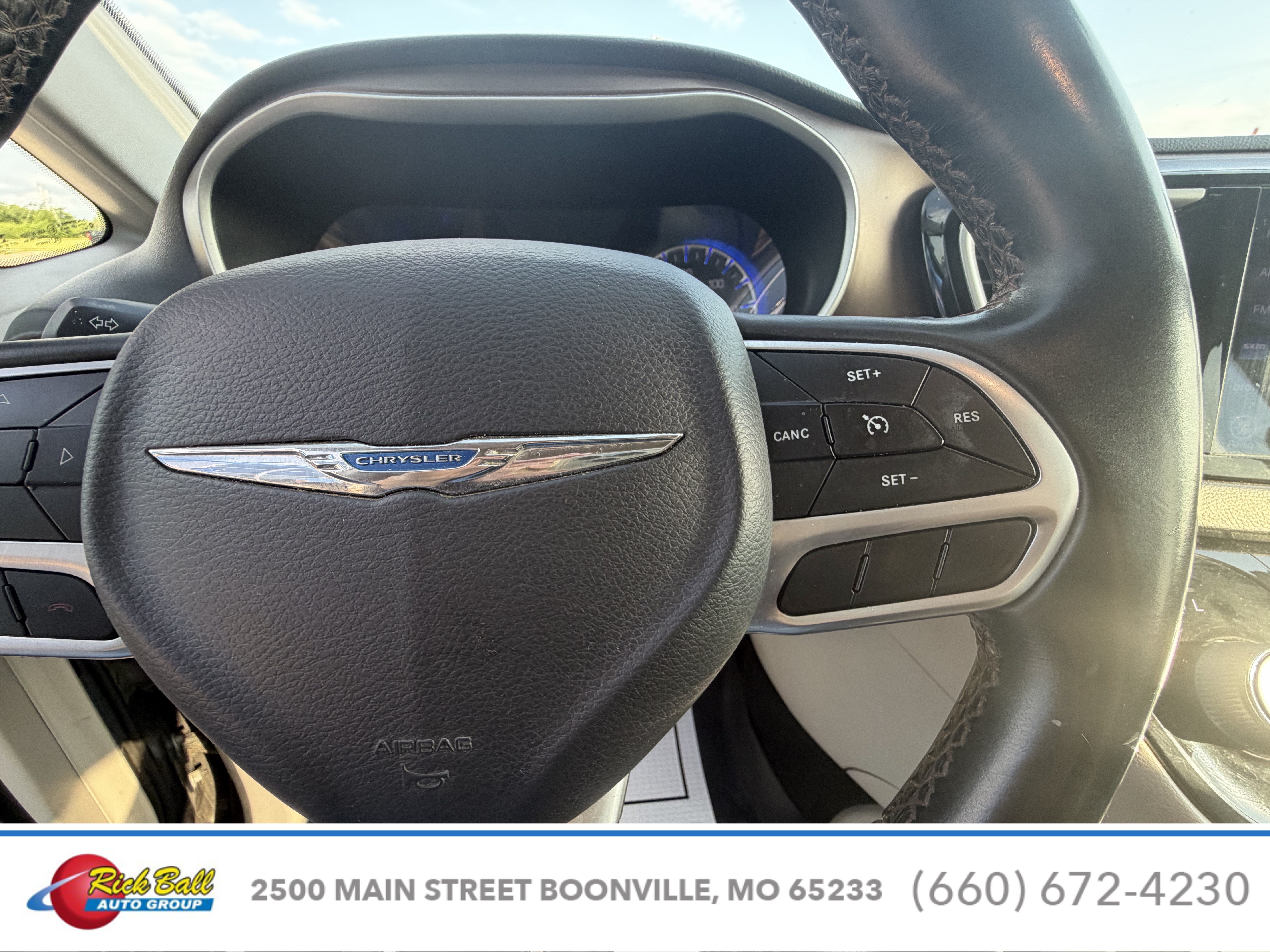 2017 Chrysler Pacifica Touring-L