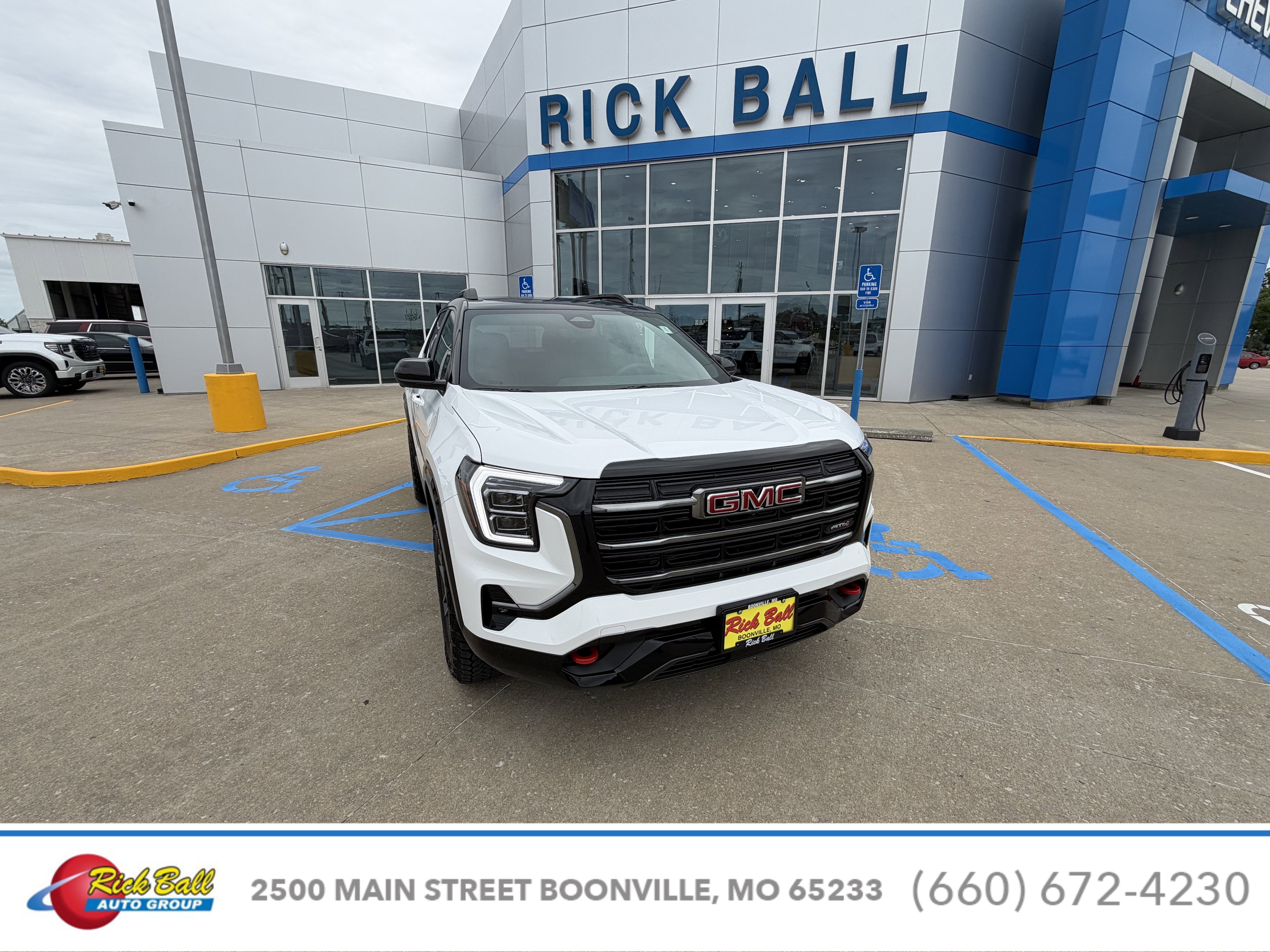 2026 GMC Terrain AT4 AWD's photo
