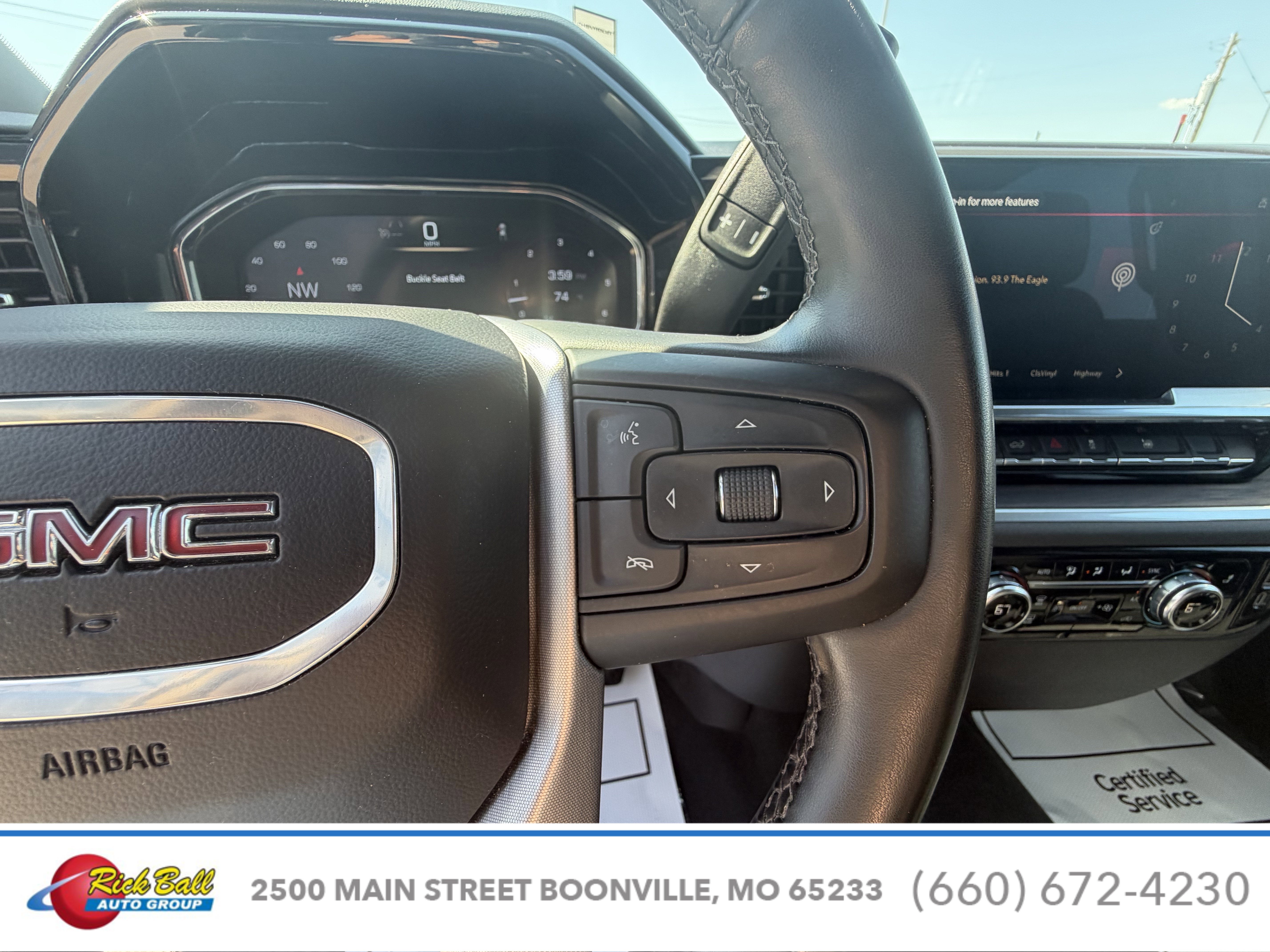 2025 GMC Sierra 1500 SLT