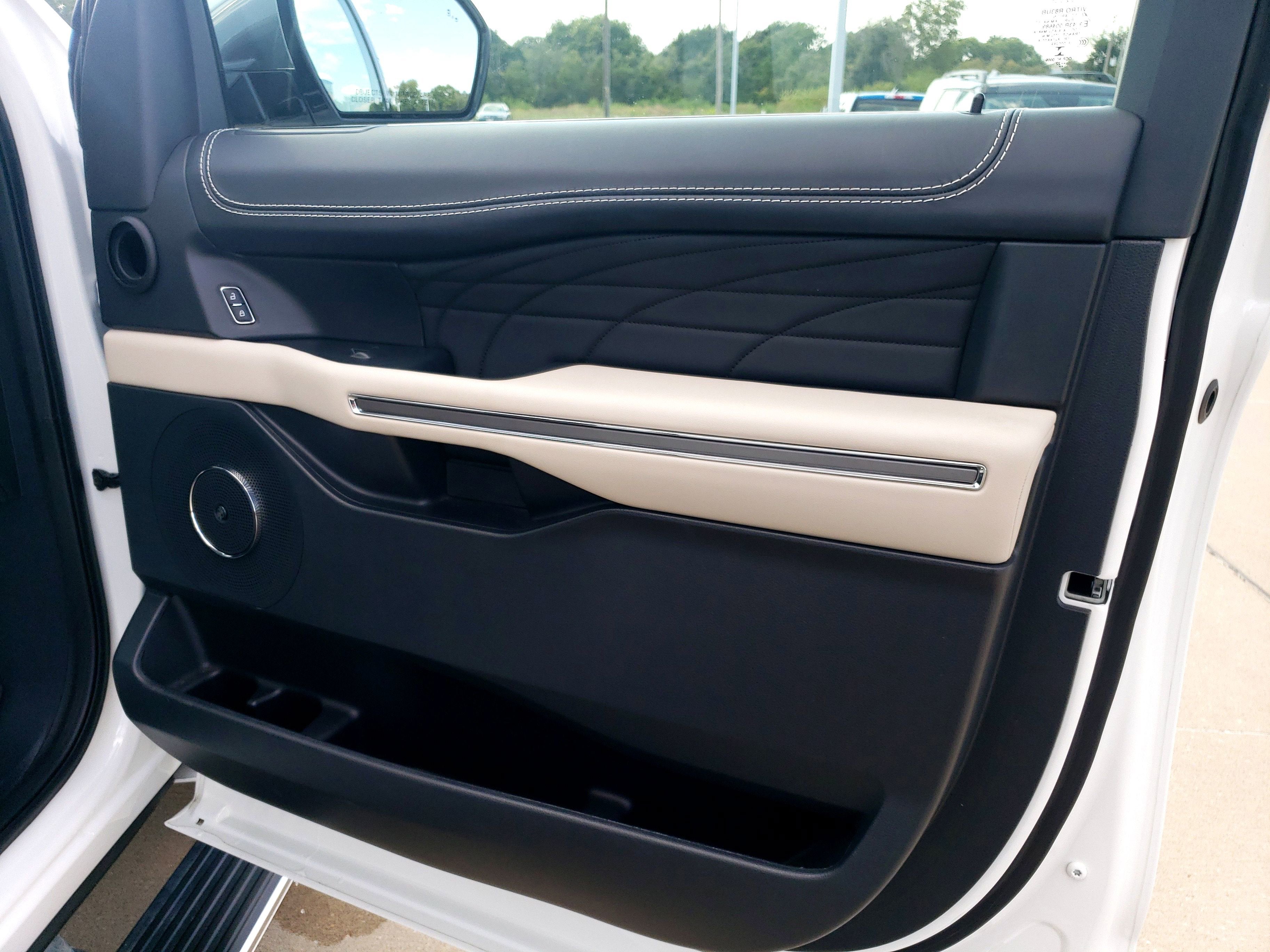 2022 Ford Expedition Max Platinum