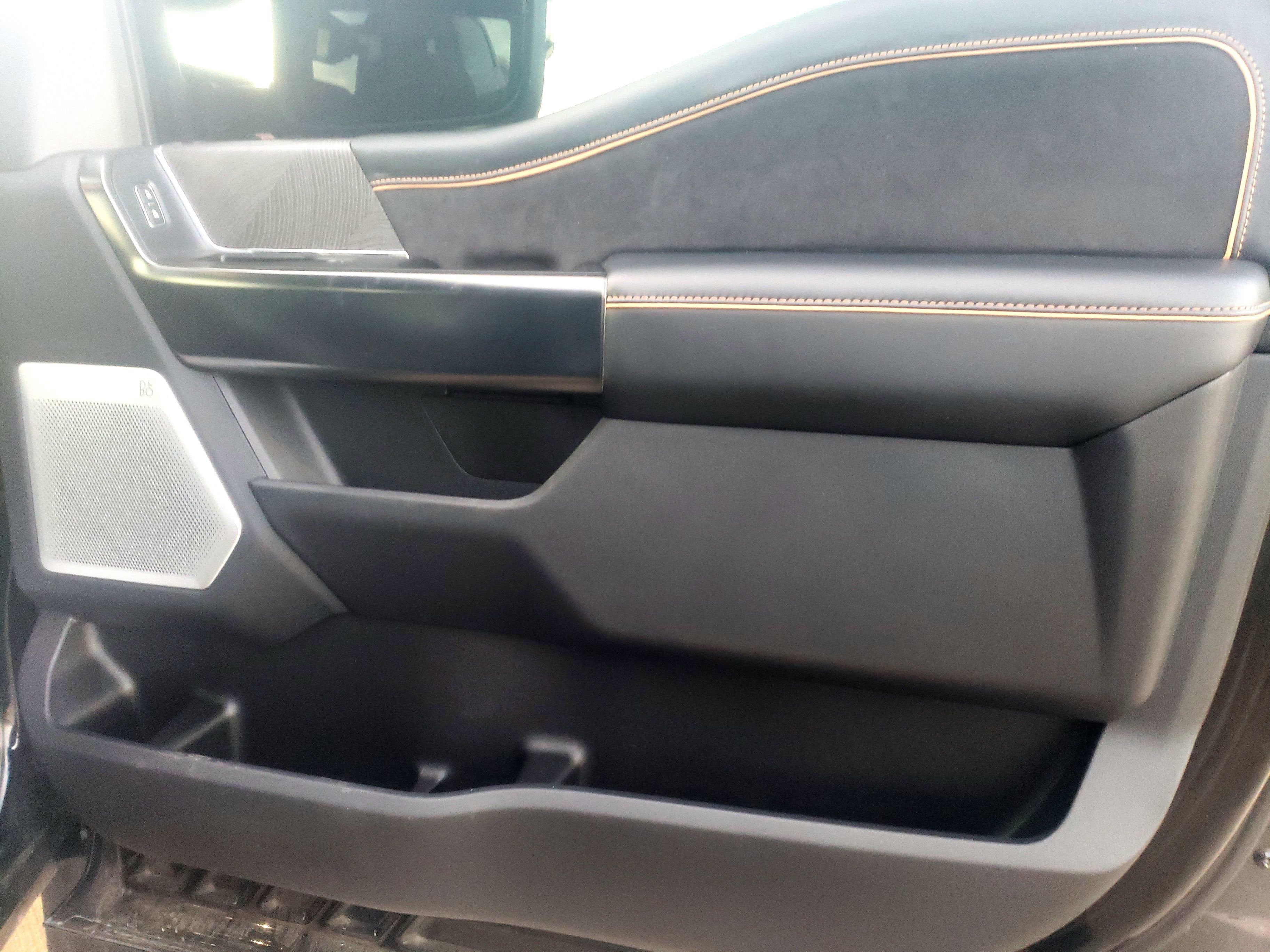 2024 Ford Super Duty F-450 DRW Platinum