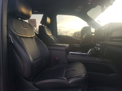 2024 Ford Super Duty F-450 DRW Platinum