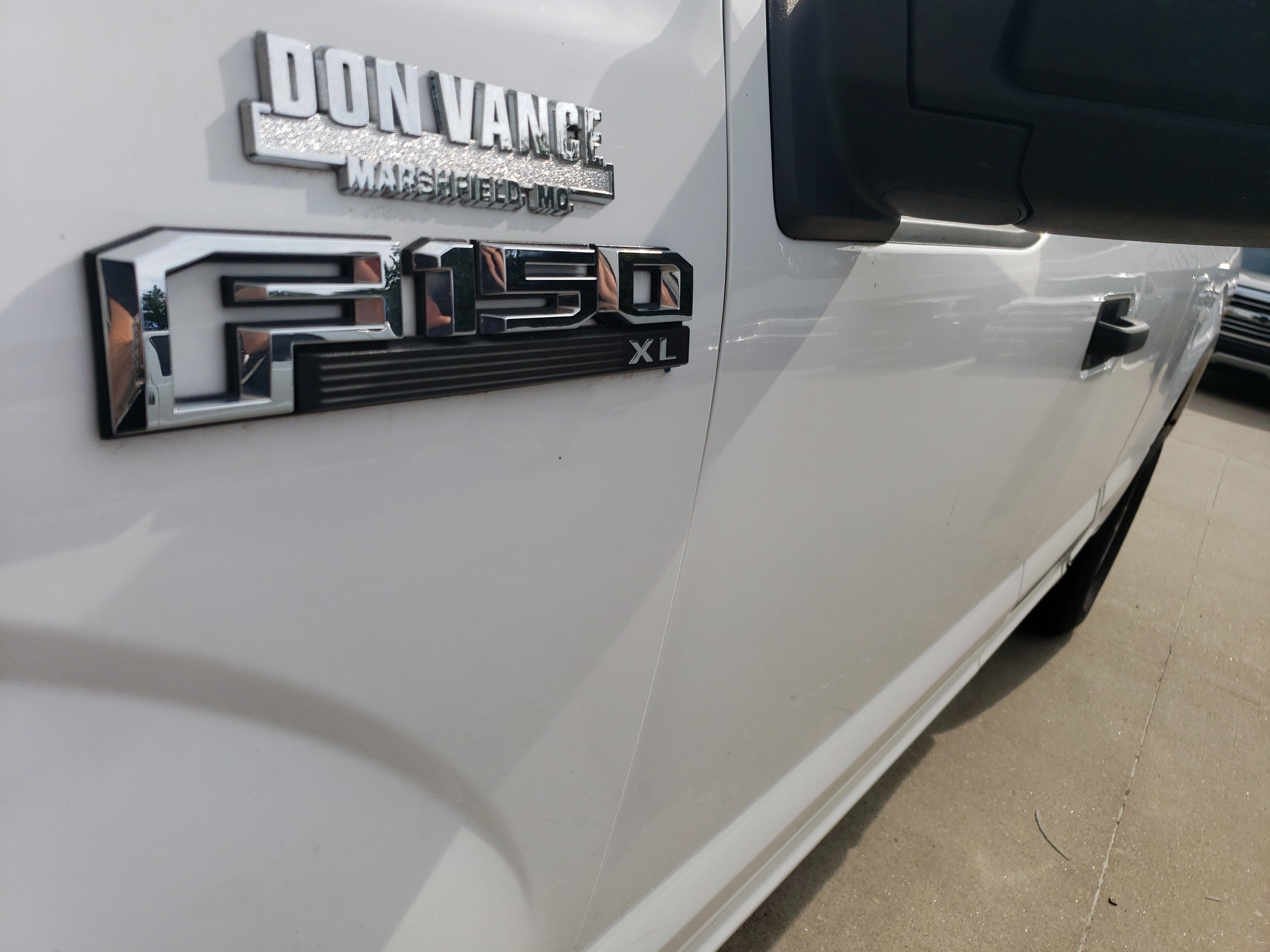 2015 Ford F-150 Base