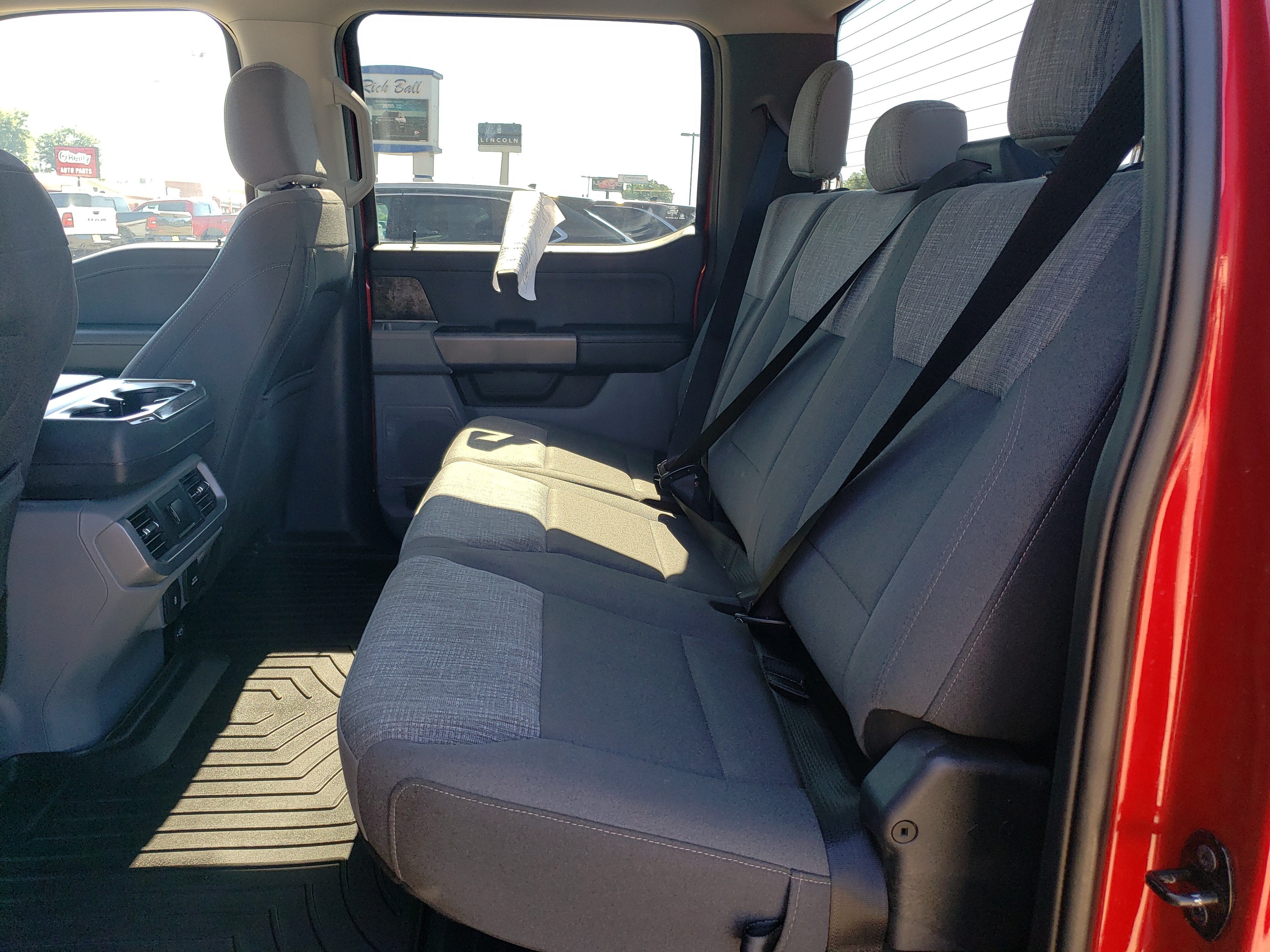 2022 Ford F-150 Base