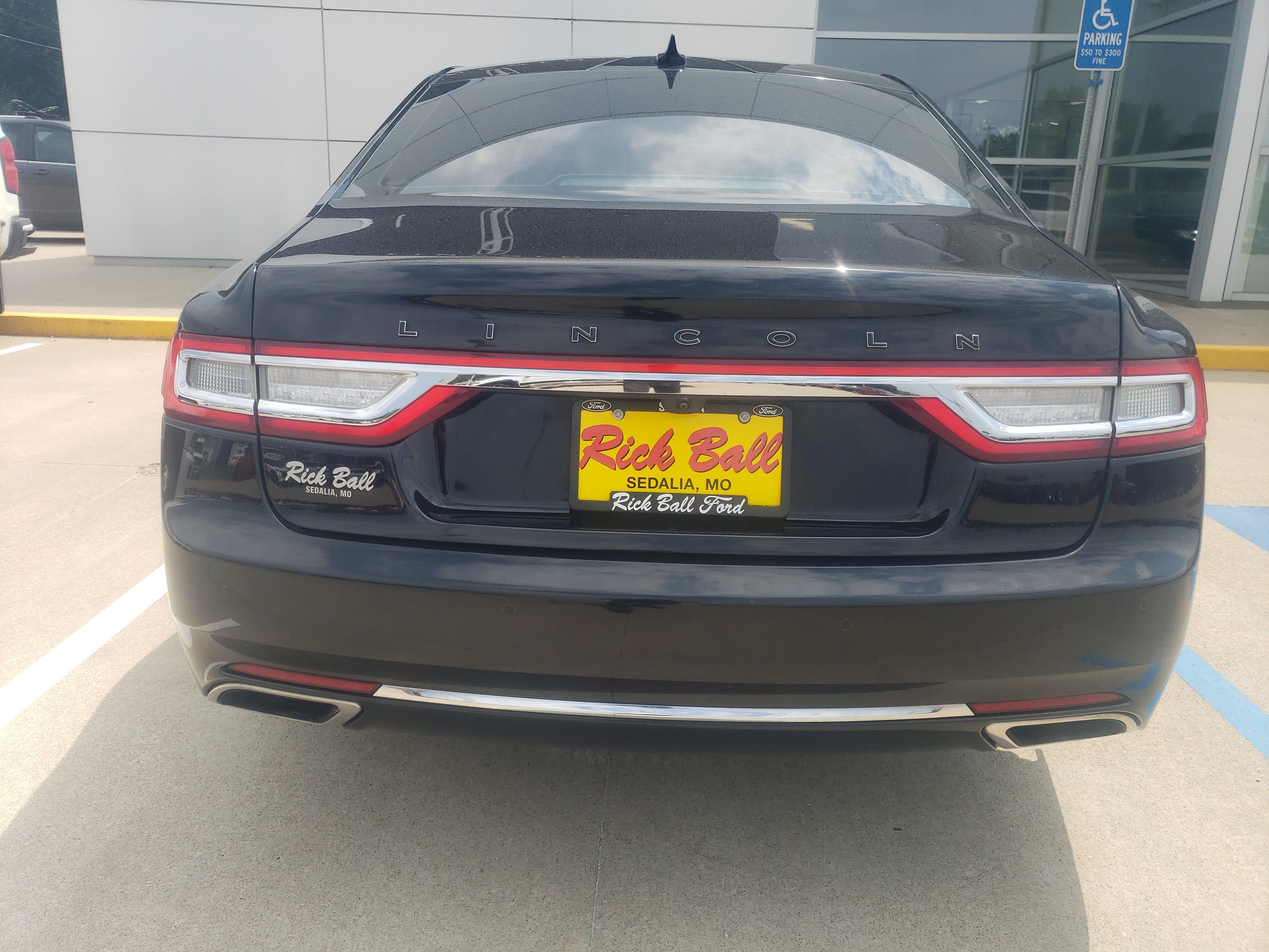 2019 Lincoln Continental Black Label