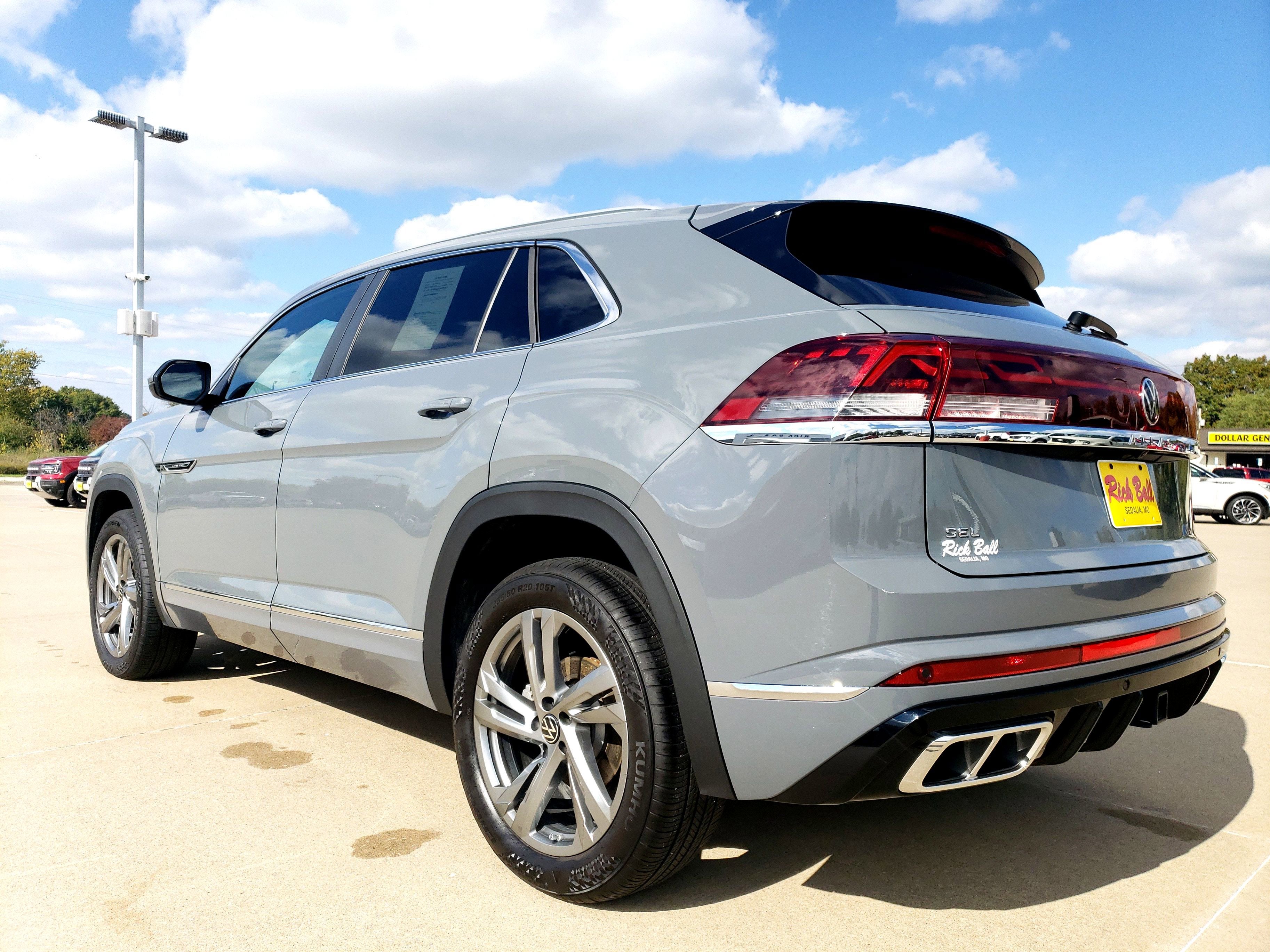 2024 Volkswagen Atlas Cross Sport 2.0T SEL R-Line