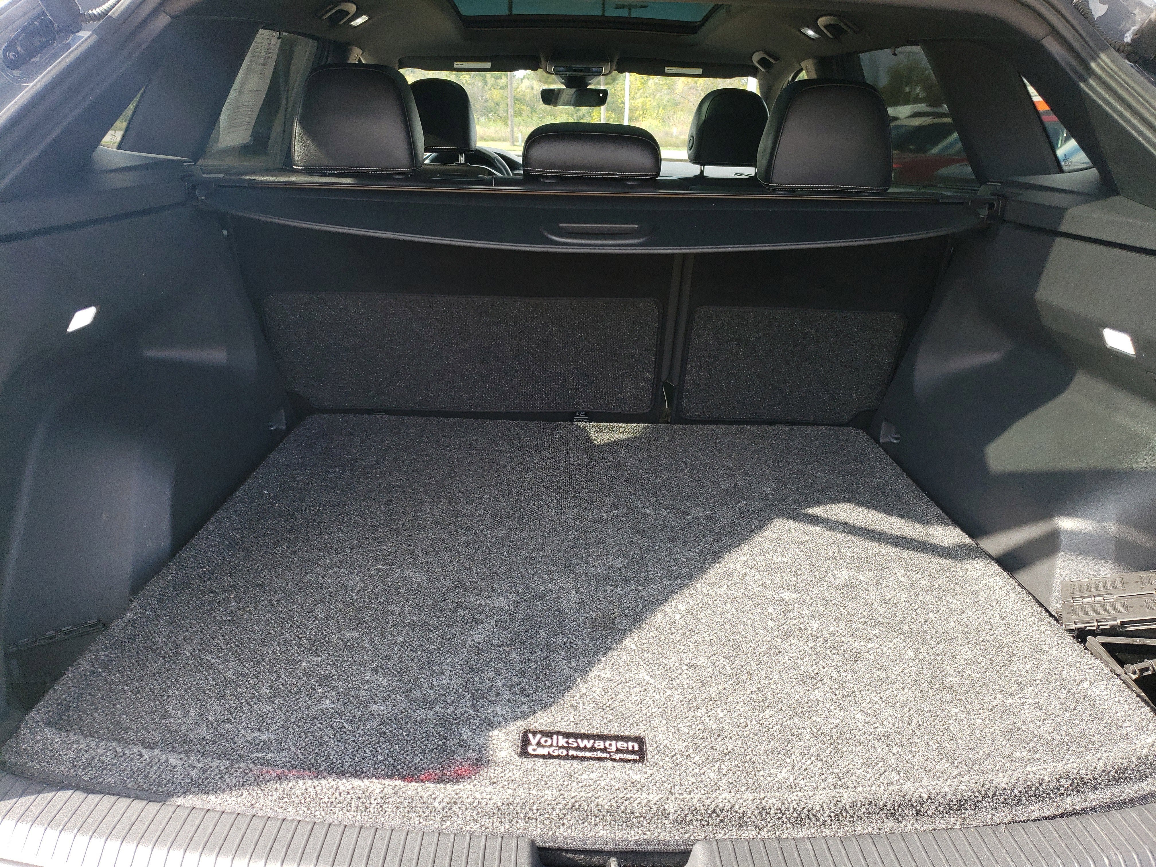 2024 Volkswagen Atlas Cross Sport 2.0T SEL R-Line