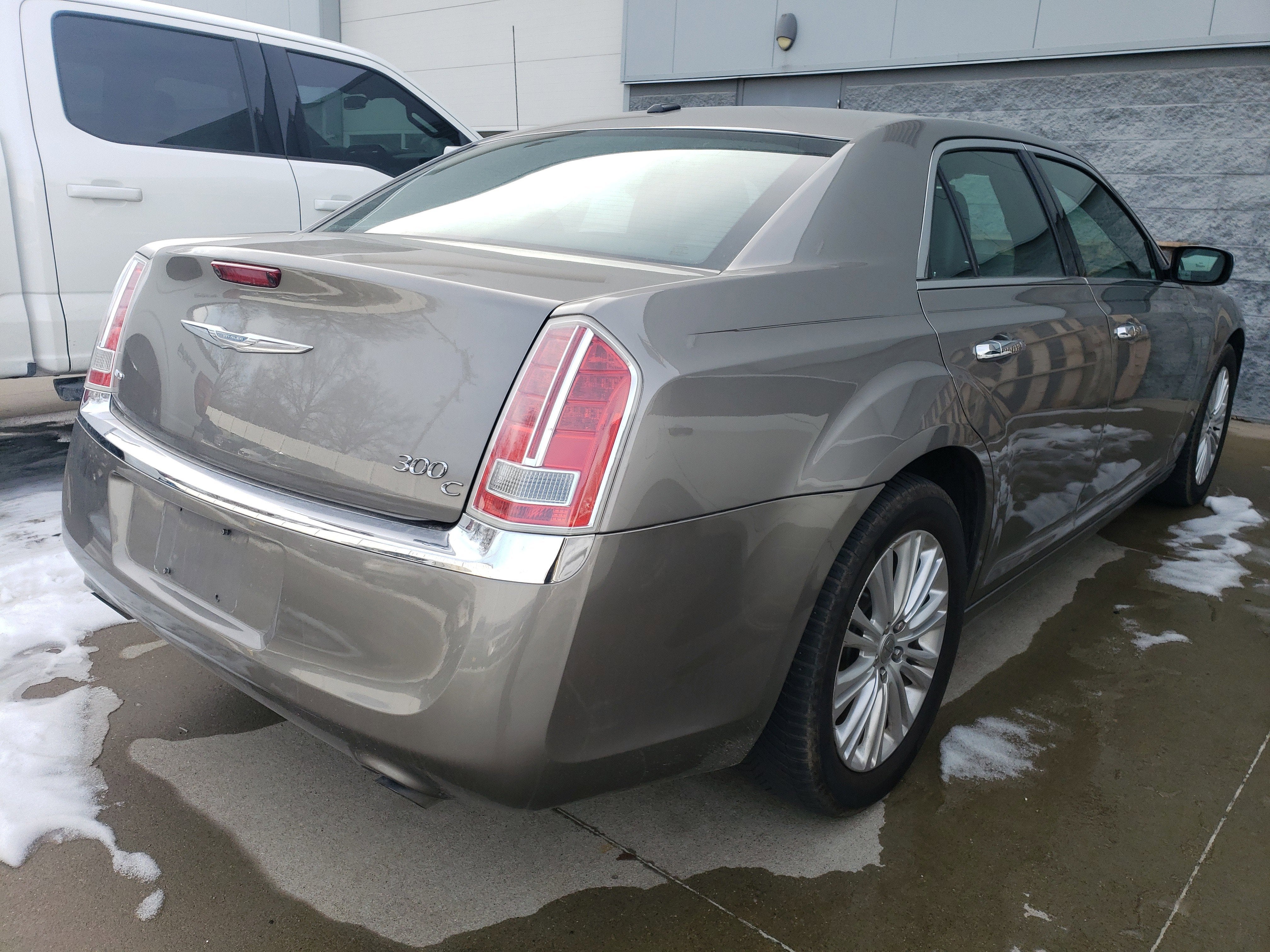 2014 Chrysler 300 300C
