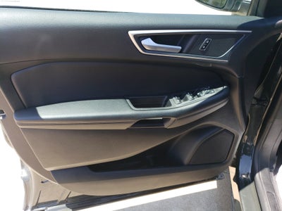 2023 Ford Edge Base