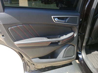 2024 Ford Edge Base
