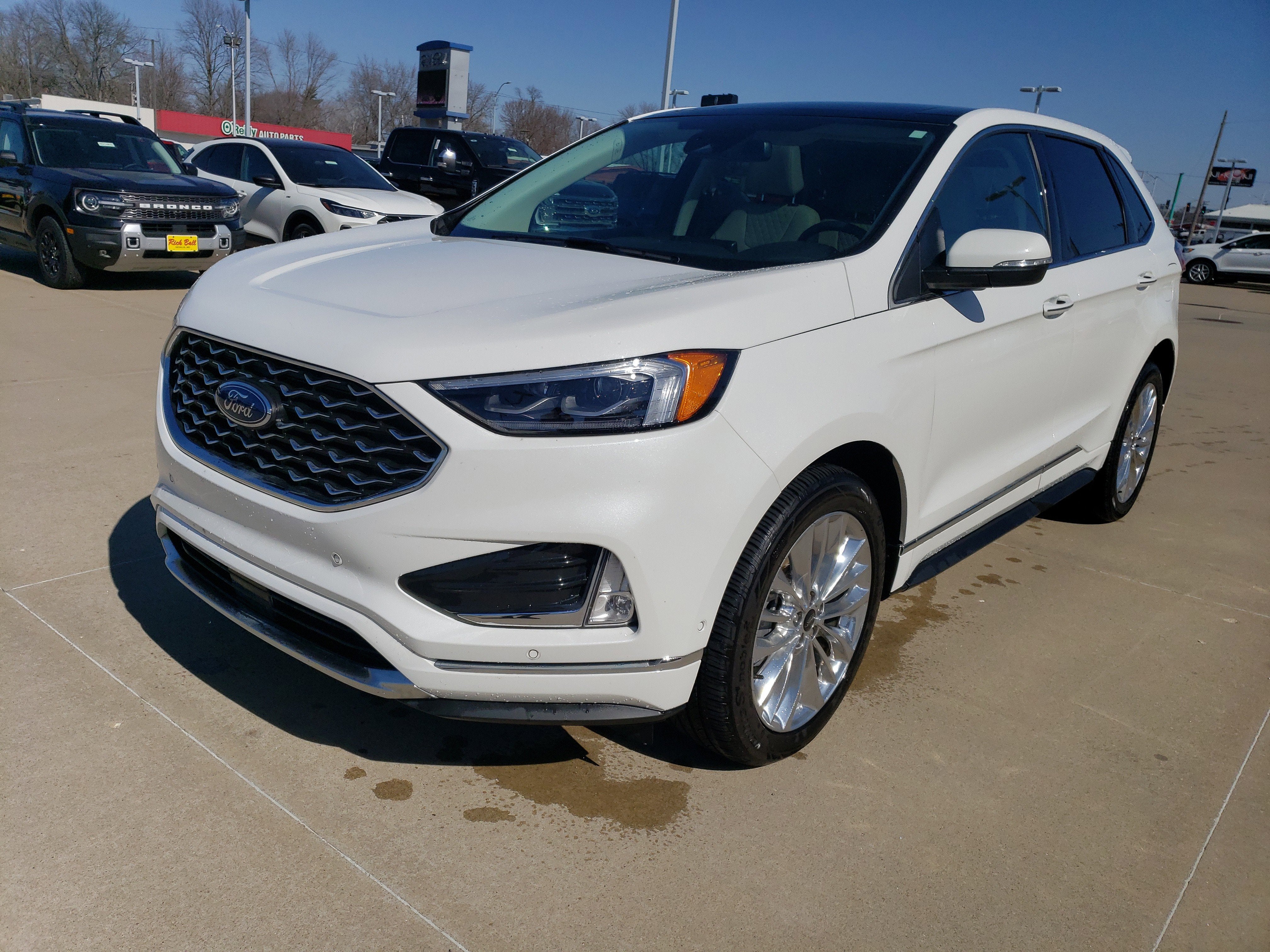 2024 Ford Edge Titanium