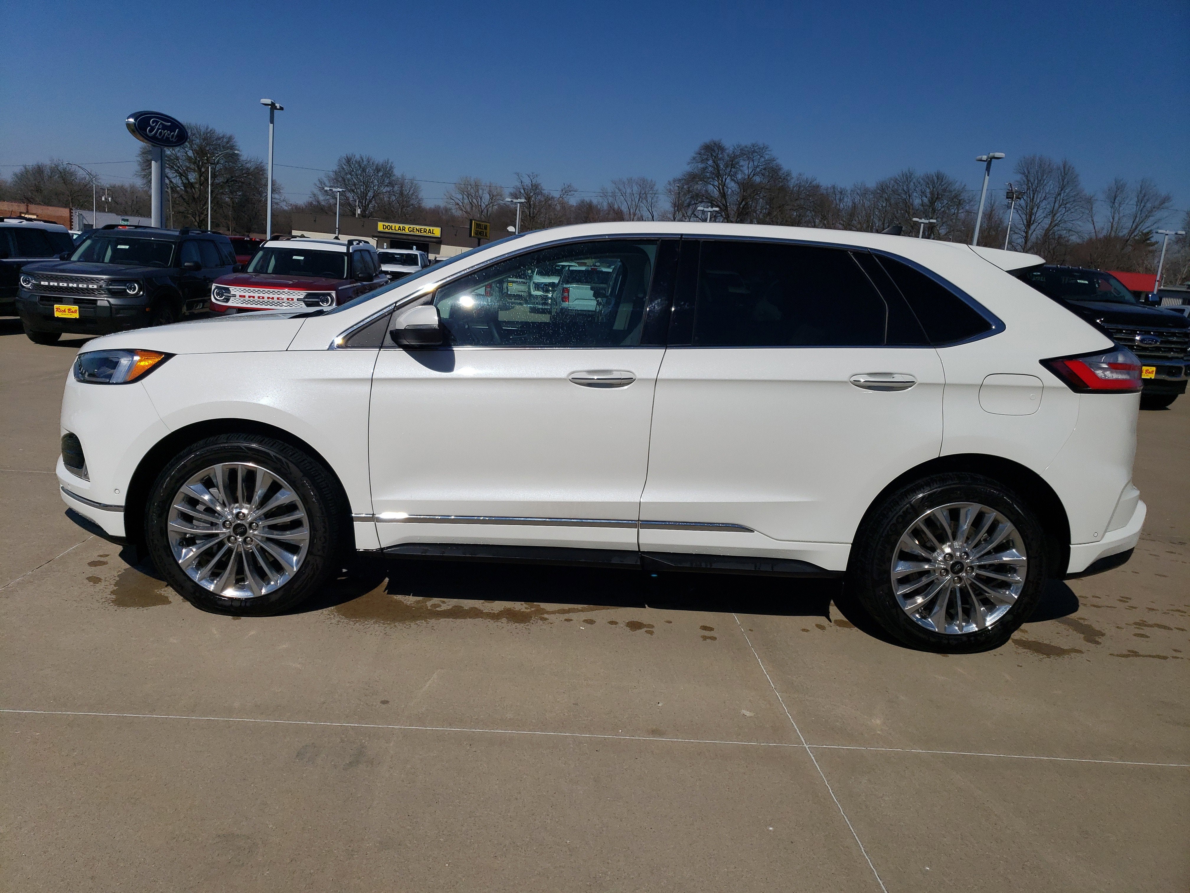 2024 Ford Edge Titanium