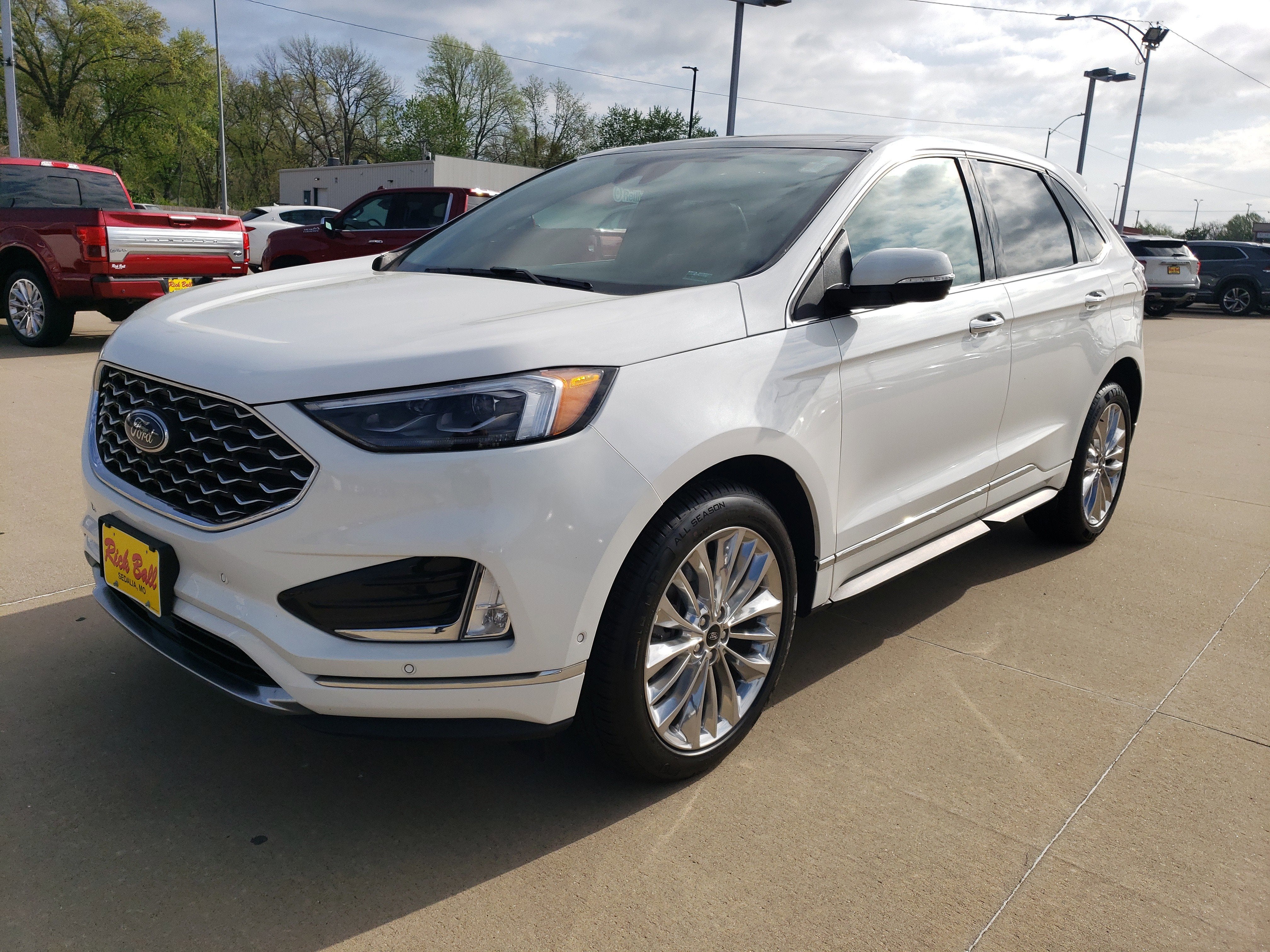 2024 Ford Edge Titanium
