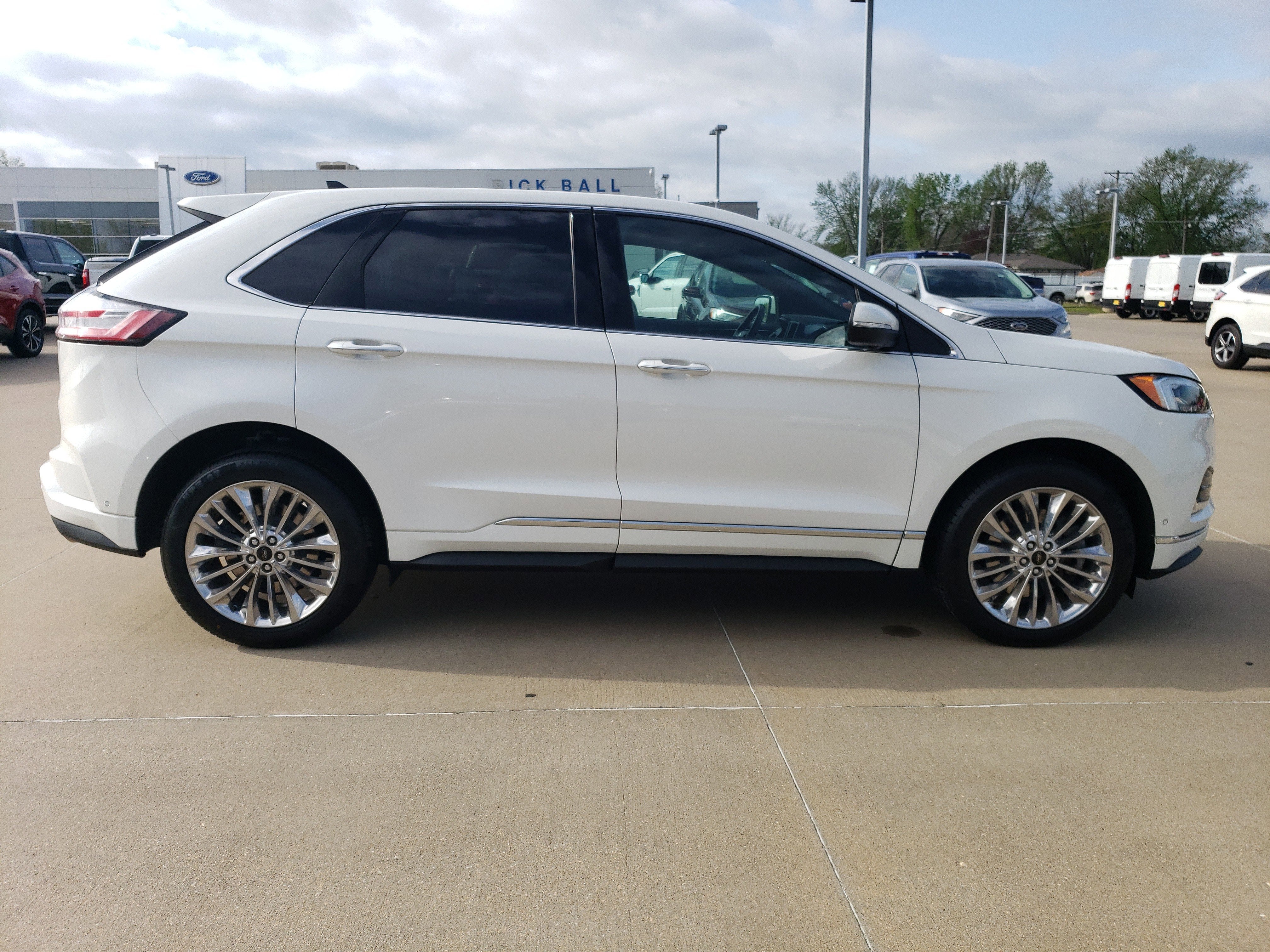 2024 Ford Edge Titanium