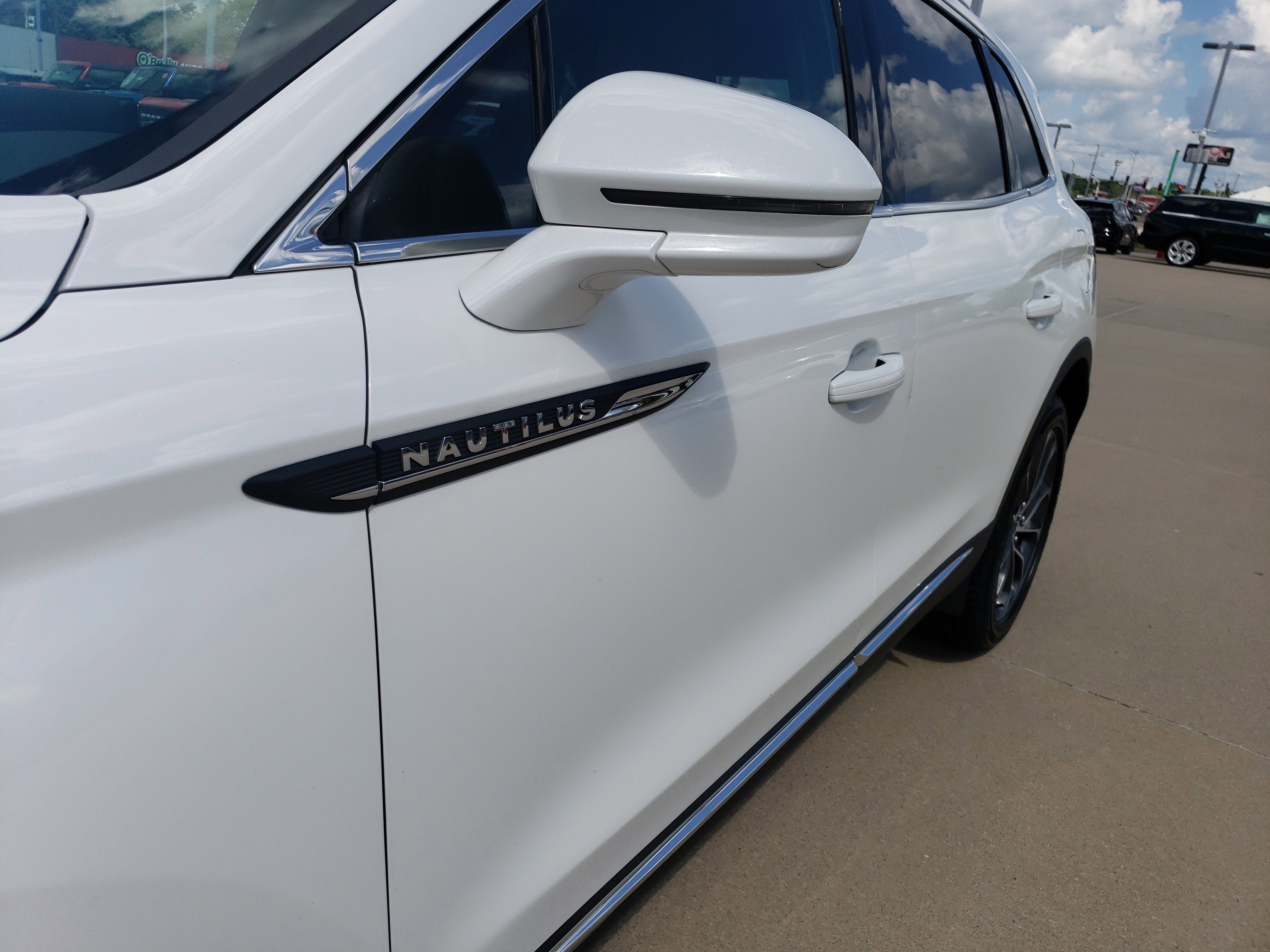 2022 Lincoln Nautilus Reserve