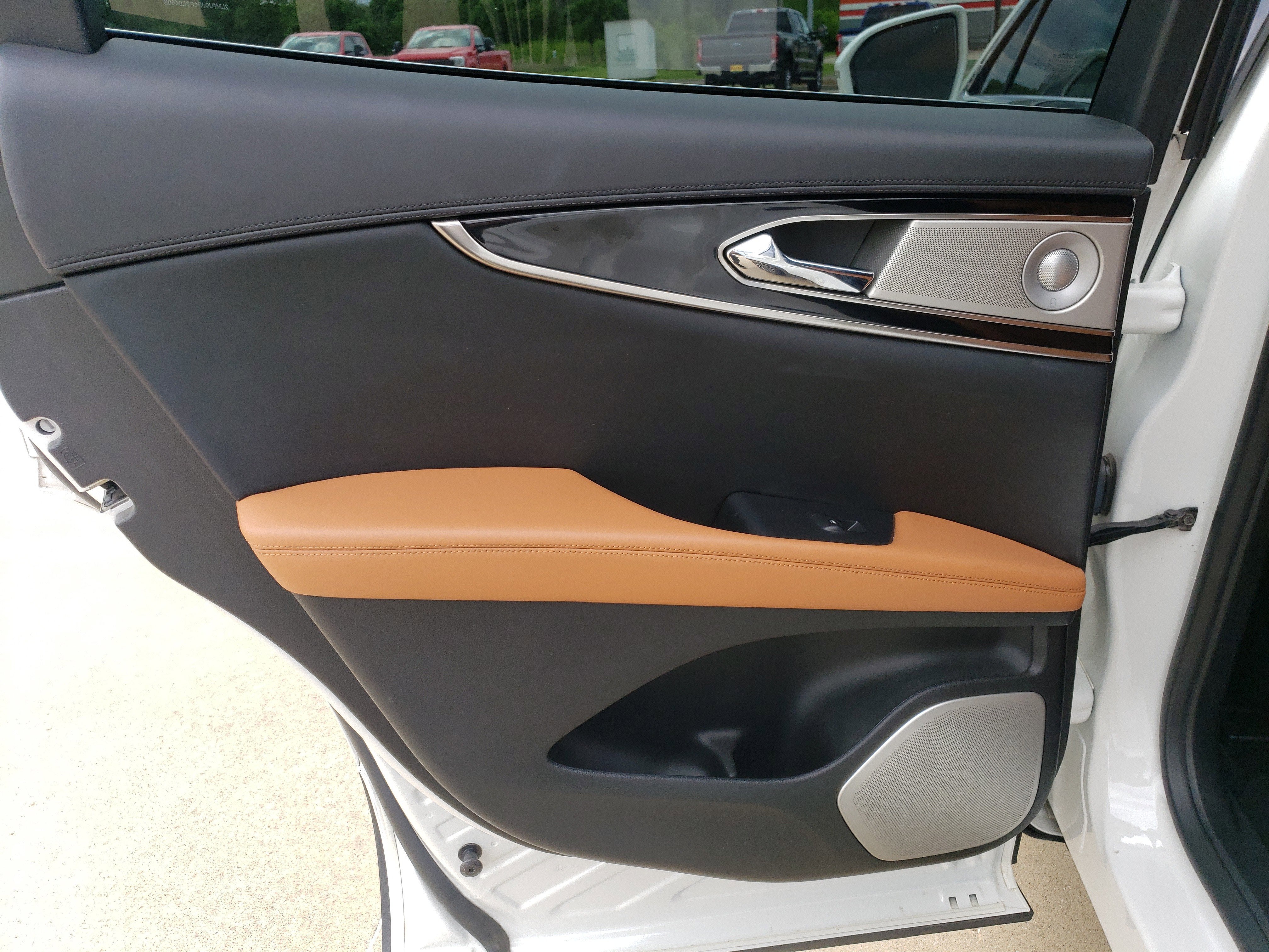 2023 Lincoln Nautilus Black Label