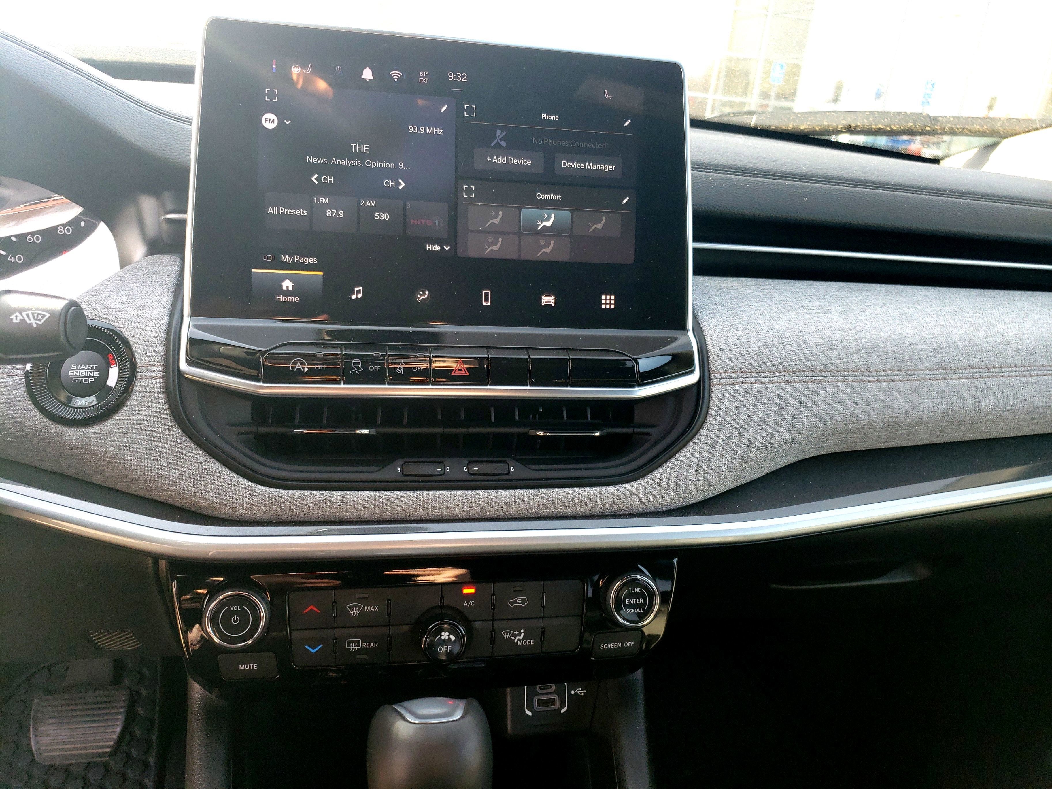 2024 Jeep Compass Latitude Lux