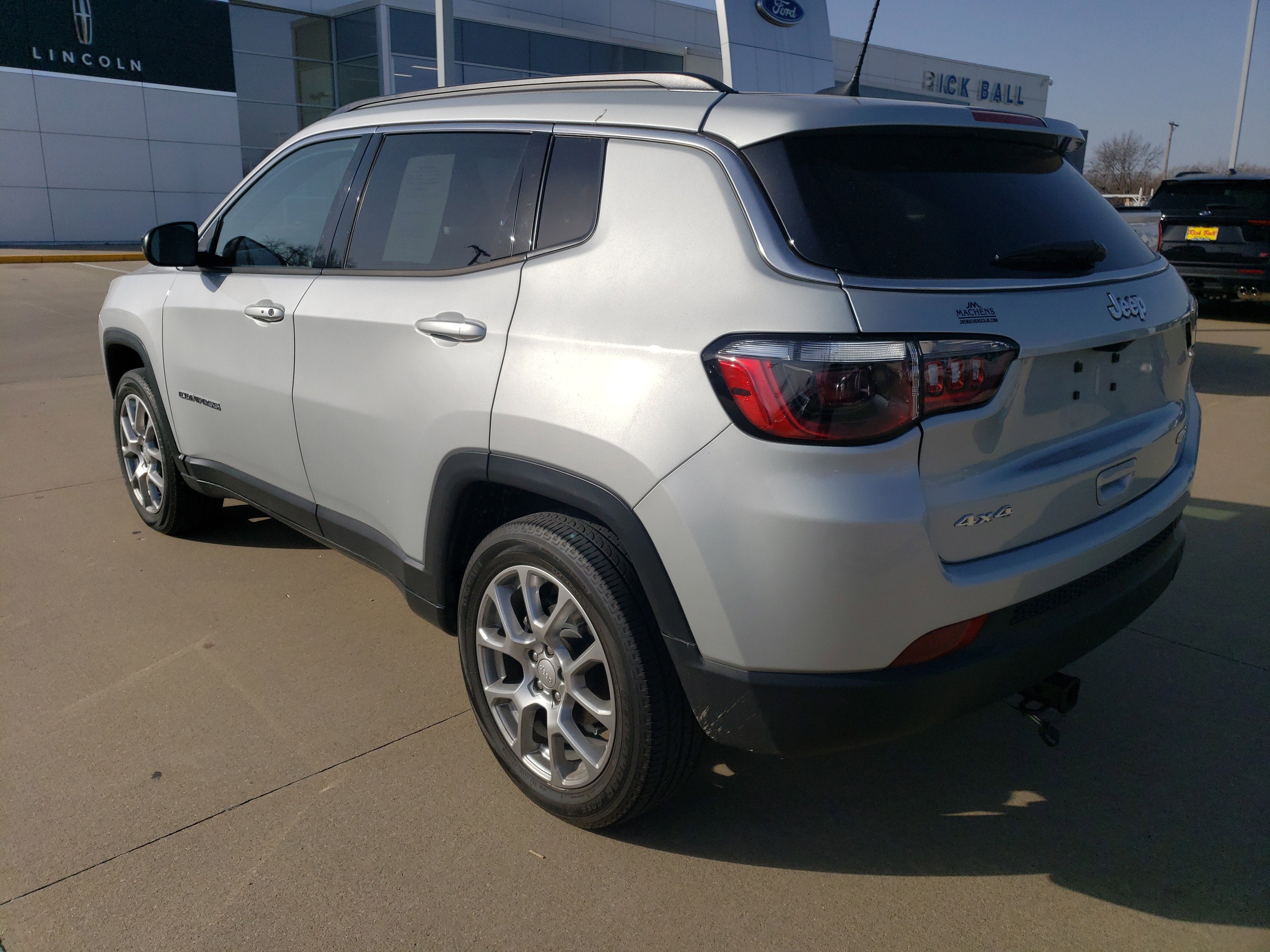 2024 Jeep Compass Latitude Lux