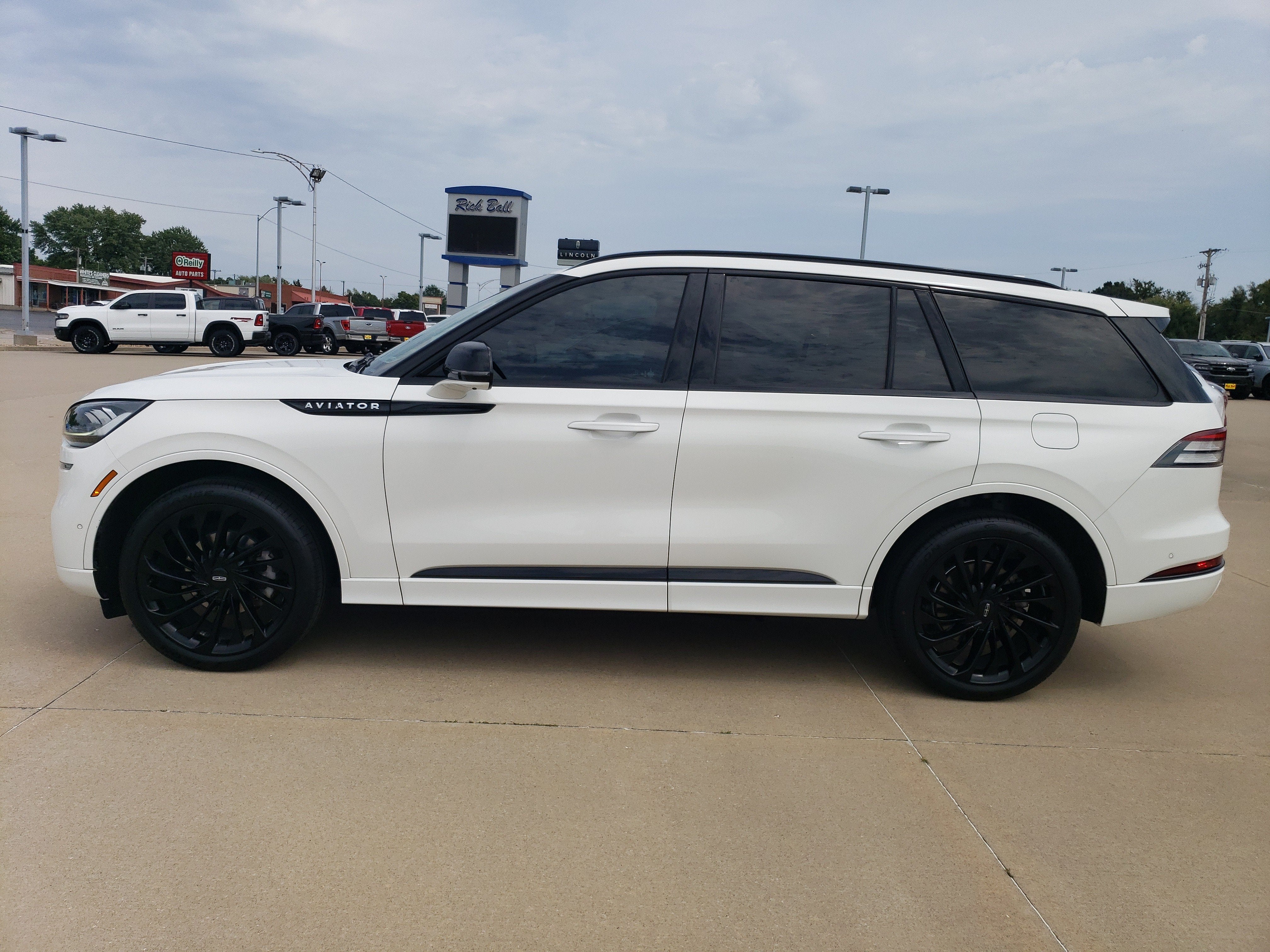 2023 Lincoln Aviator Reserve