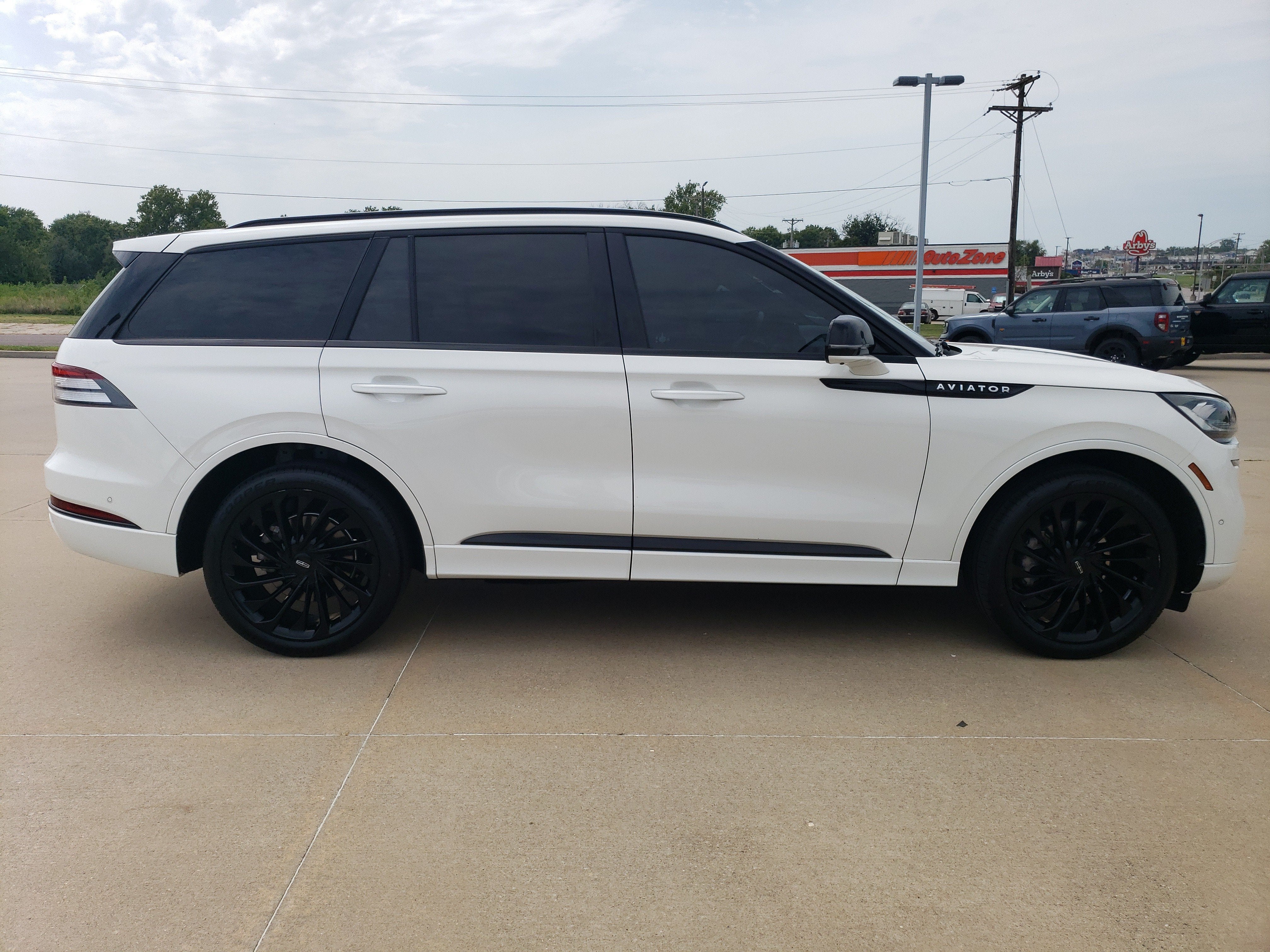2023 Lincoln Aviator Reserve