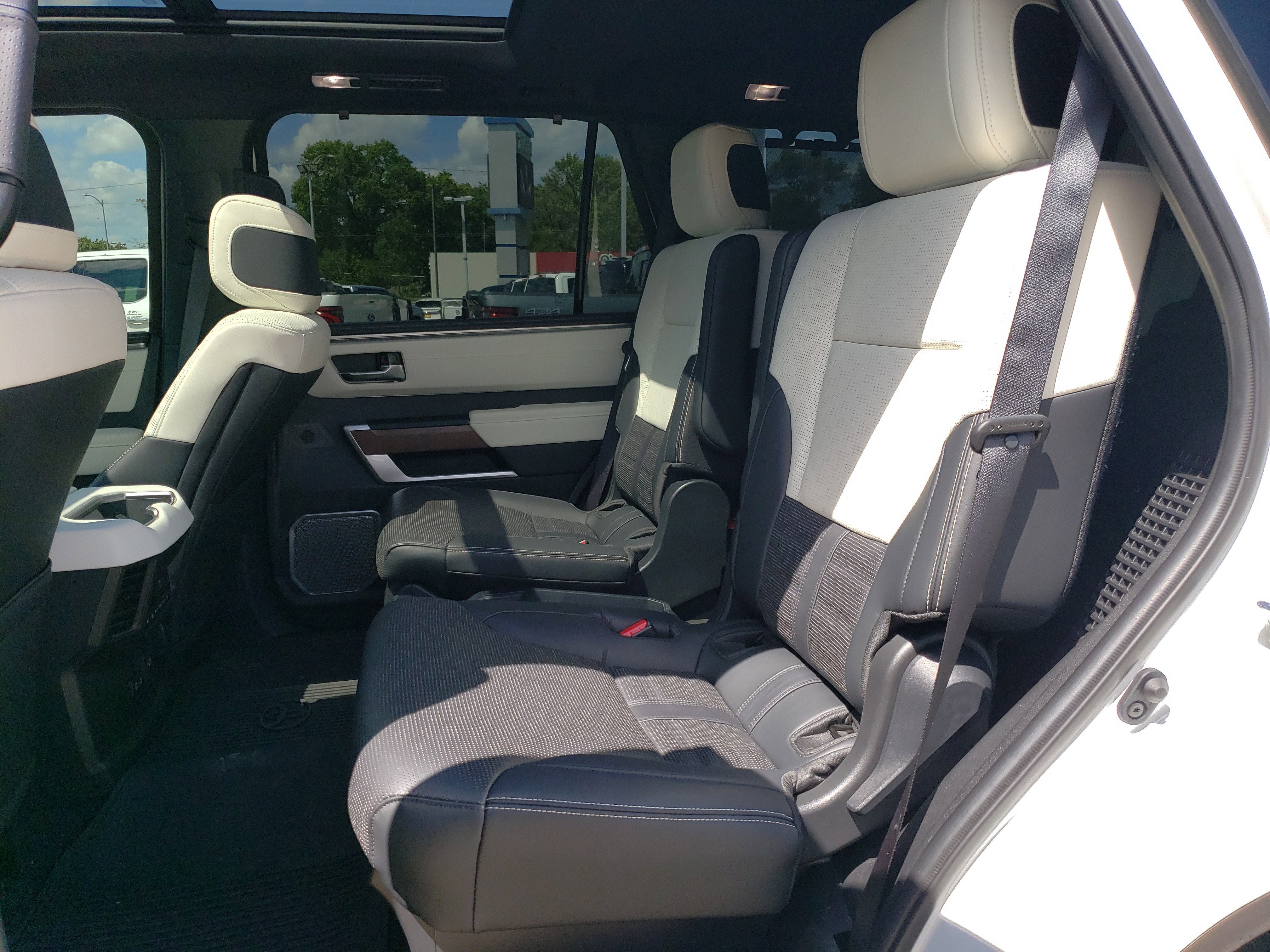 2024 Toyota Sequoia Base