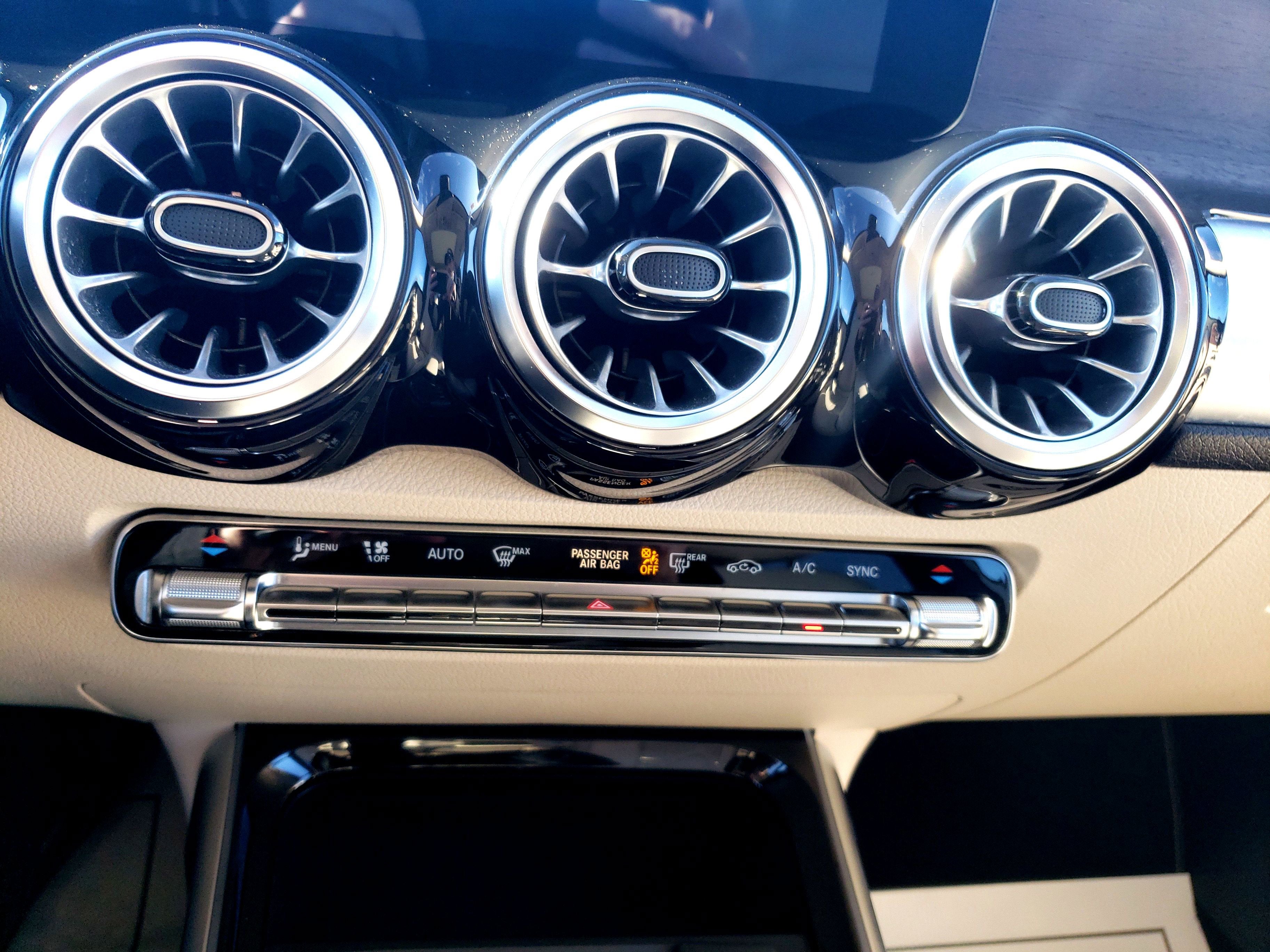 2022 Mercedes-Benz GLB GLB 250